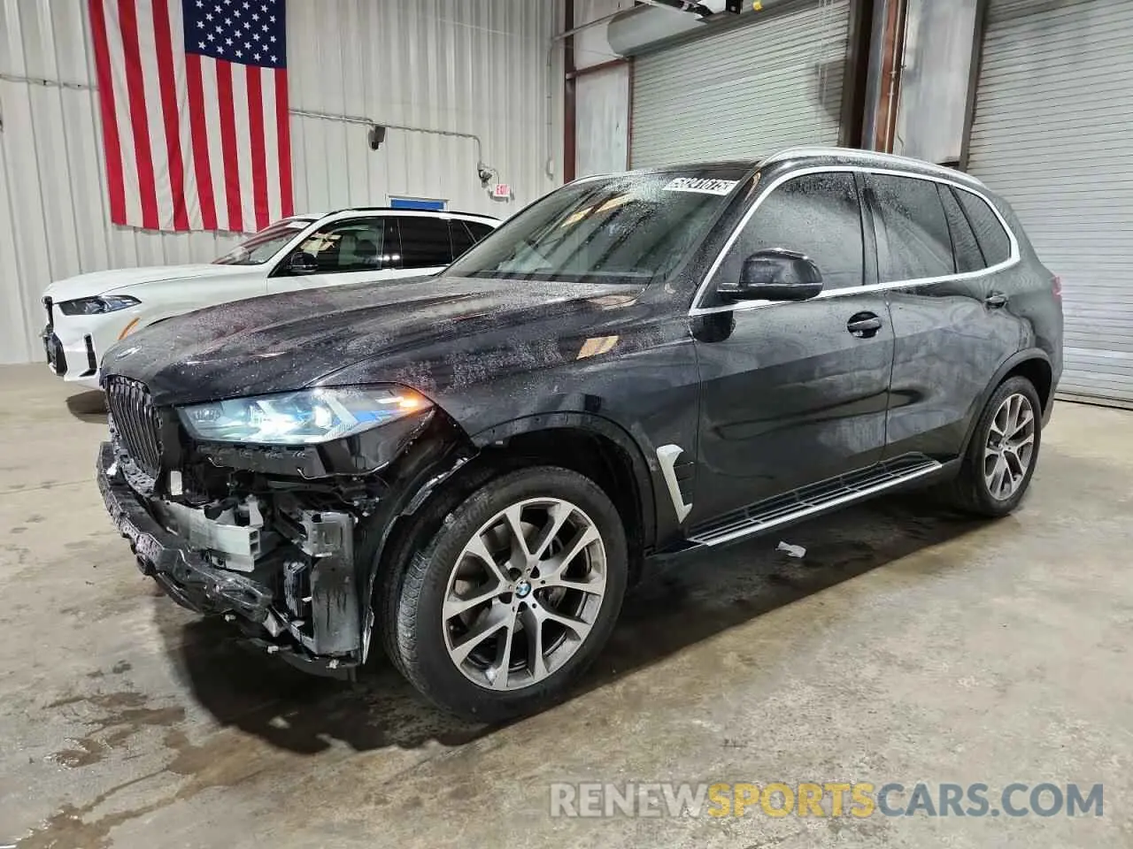 1 Фотография поврежденного автомобиля 5UX23EU09R9V62123 BMW X5 2024