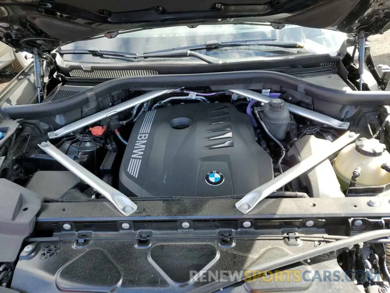 12 Фотография поврежденного автомобиля 5UX23EU09R9V63532 BMW X5 2024
