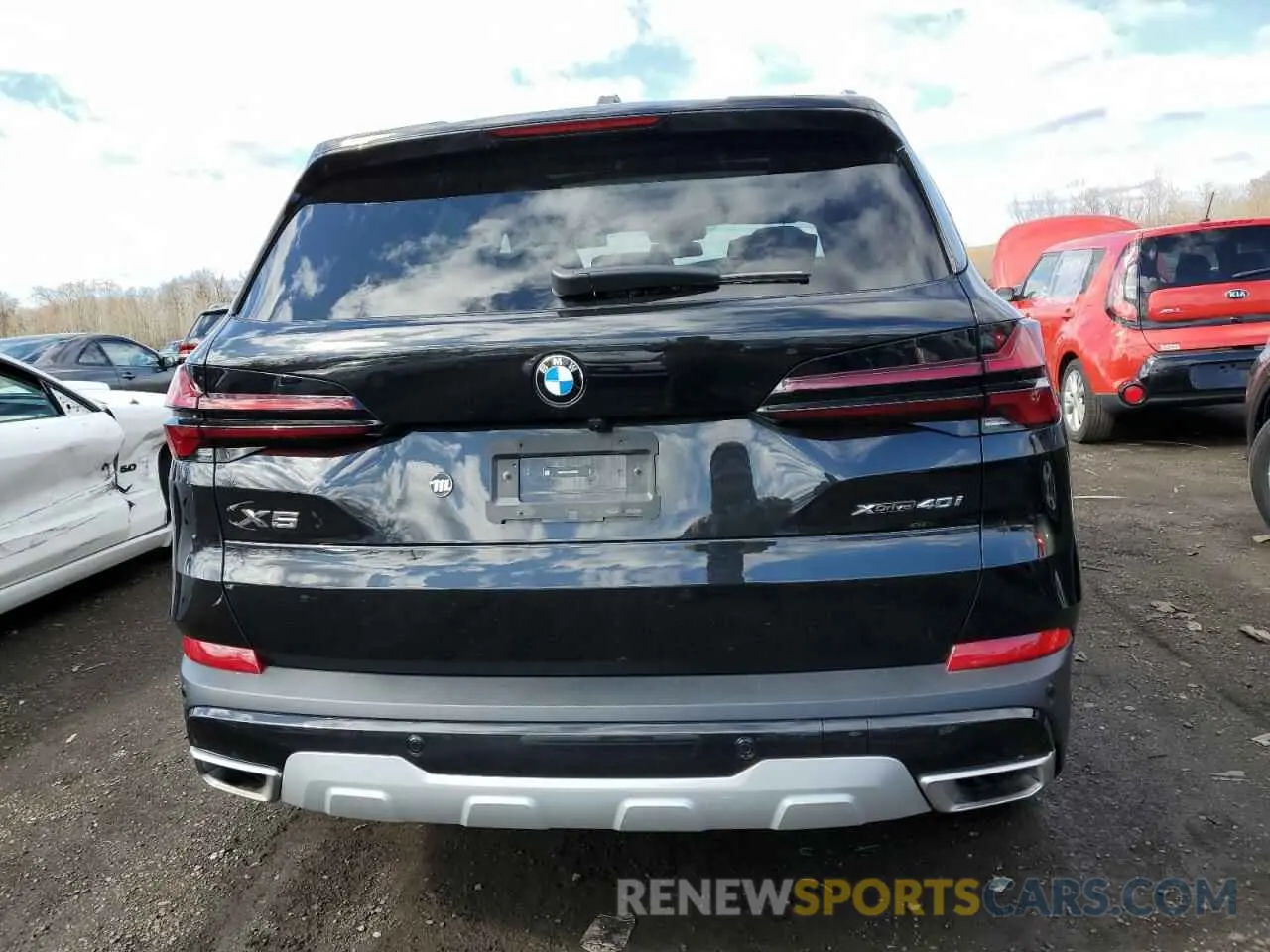 6 Фотография поврежденного автомобиля 5UX23EU09R9V63532 BMW X5 2024