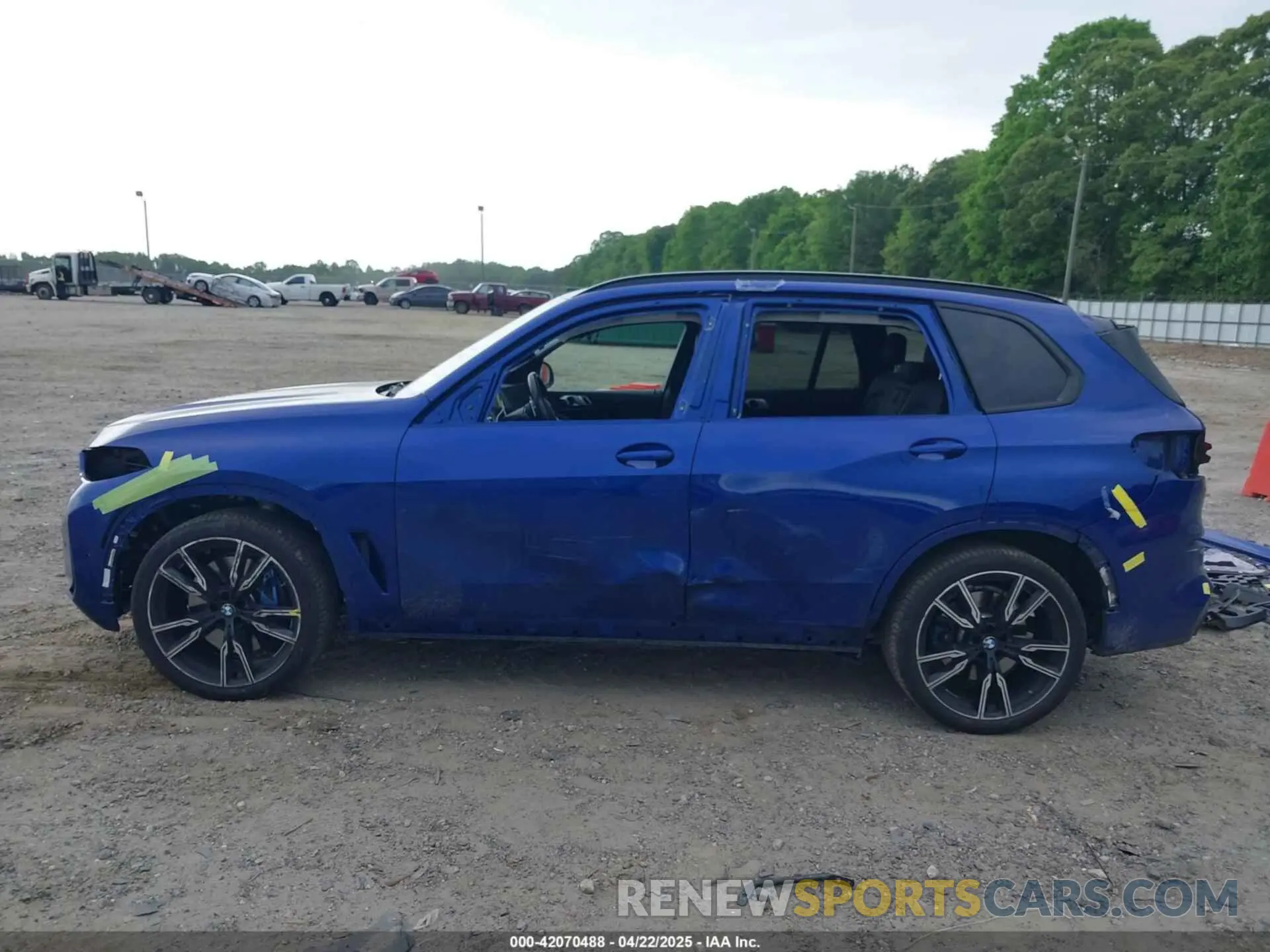 15 Фотография поврежденного автомобиля 5UX33EU05R9U83164 BMW X5 2024