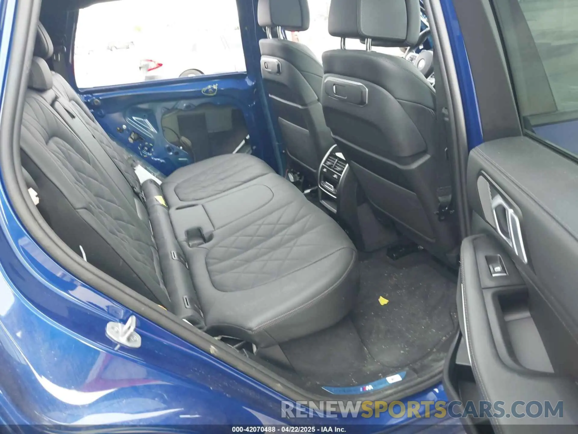 8 Фотография поврежденного автомобиля 5UX33EU05R9U83164 BMW X5 2024