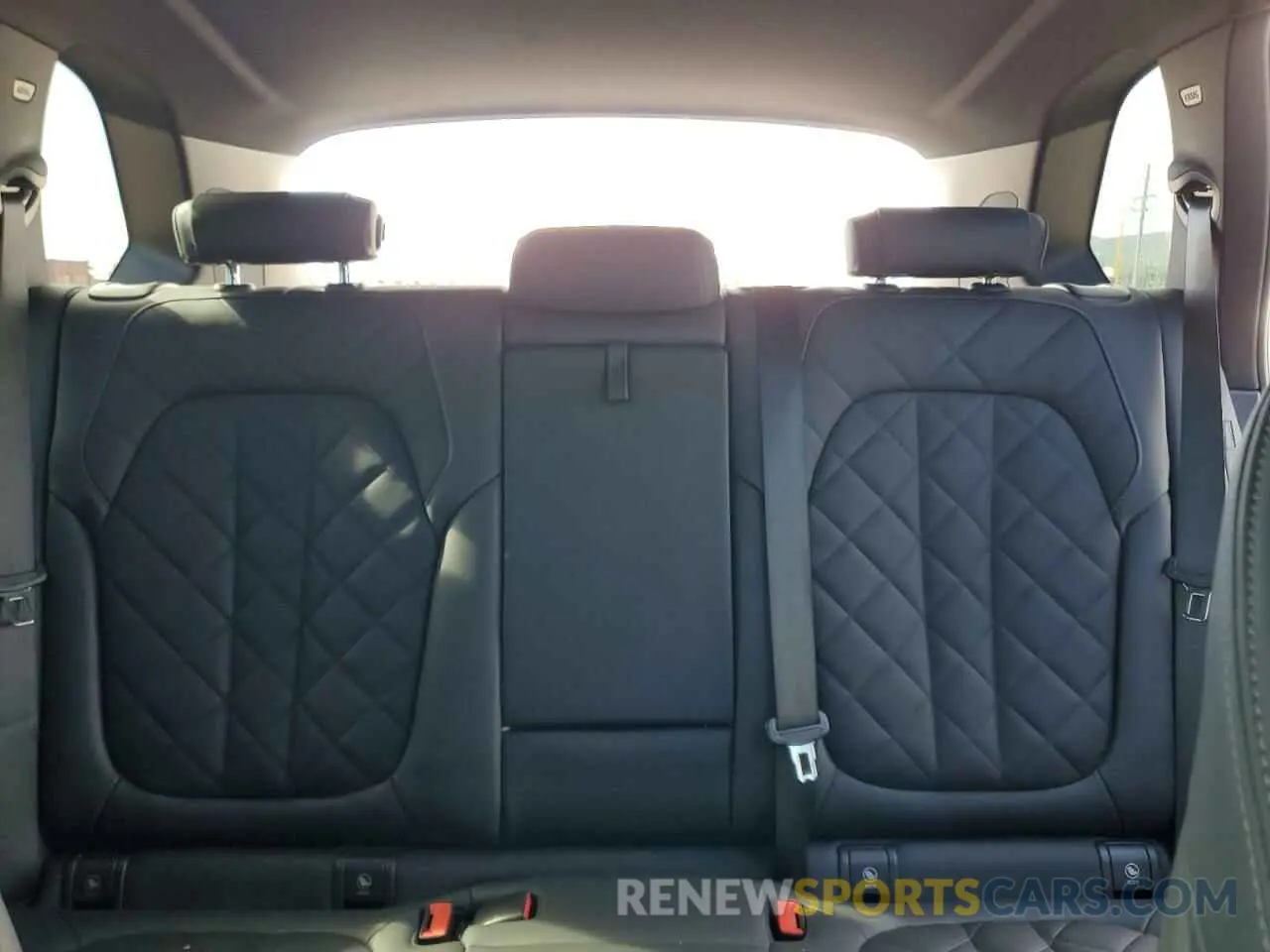 10 Фотография поврежденного автомобиля 5UX43EU02R9T41083 BMW X5 2024