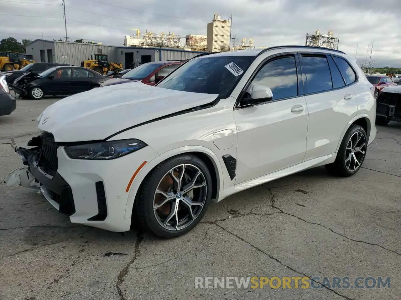1 Photograph of a damaged car 5UX43EU04R9T66874 BMW X5 2024
