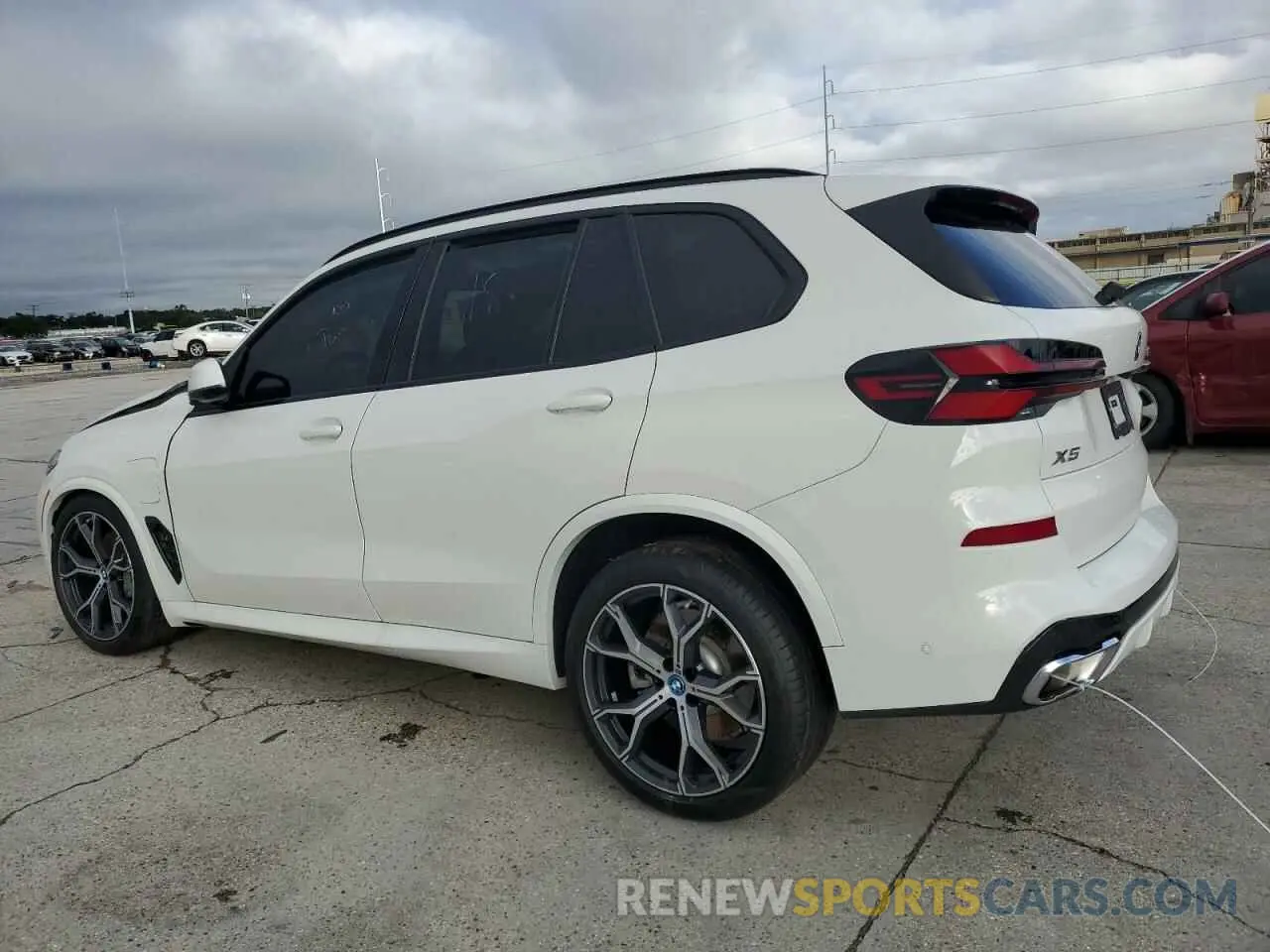 2 Photograph of a damaged car 5UX43EU04R9T66874 BMW X5 2024