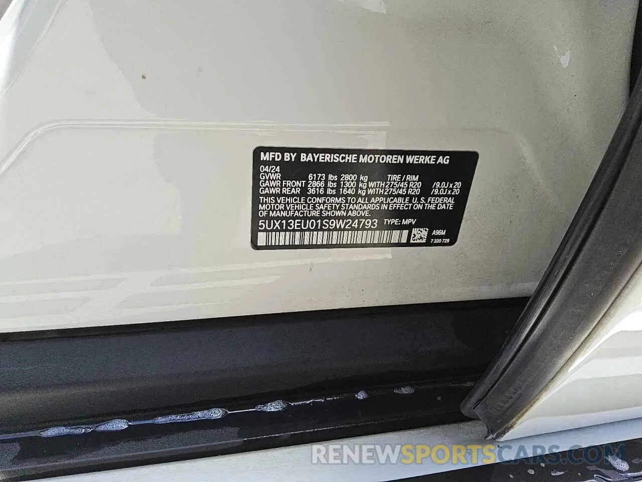 13 Photograph of a damaged car 5UX13EU01S9W24793 BMW X5 2025