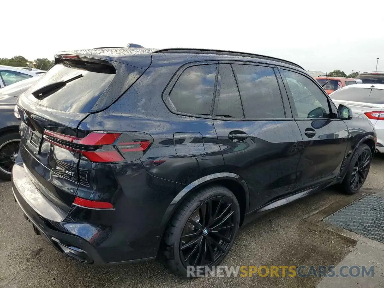 3 Фотография поврежденного автомобиля 5UX13EU05S9W56291 BMW X5 2025