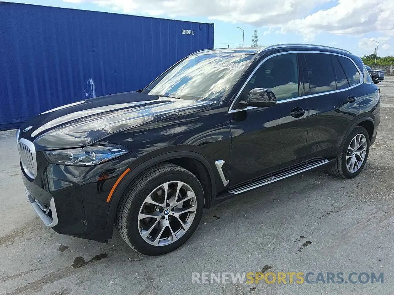 1 Фотография поврежденного автомобиля 5UX13EU05S9X27974 BMW X5 2025
