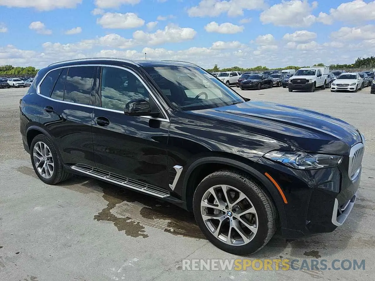 4 Фотография поврежденного автомобиля 5UX13EU05S9X27974 BMW X5 2025