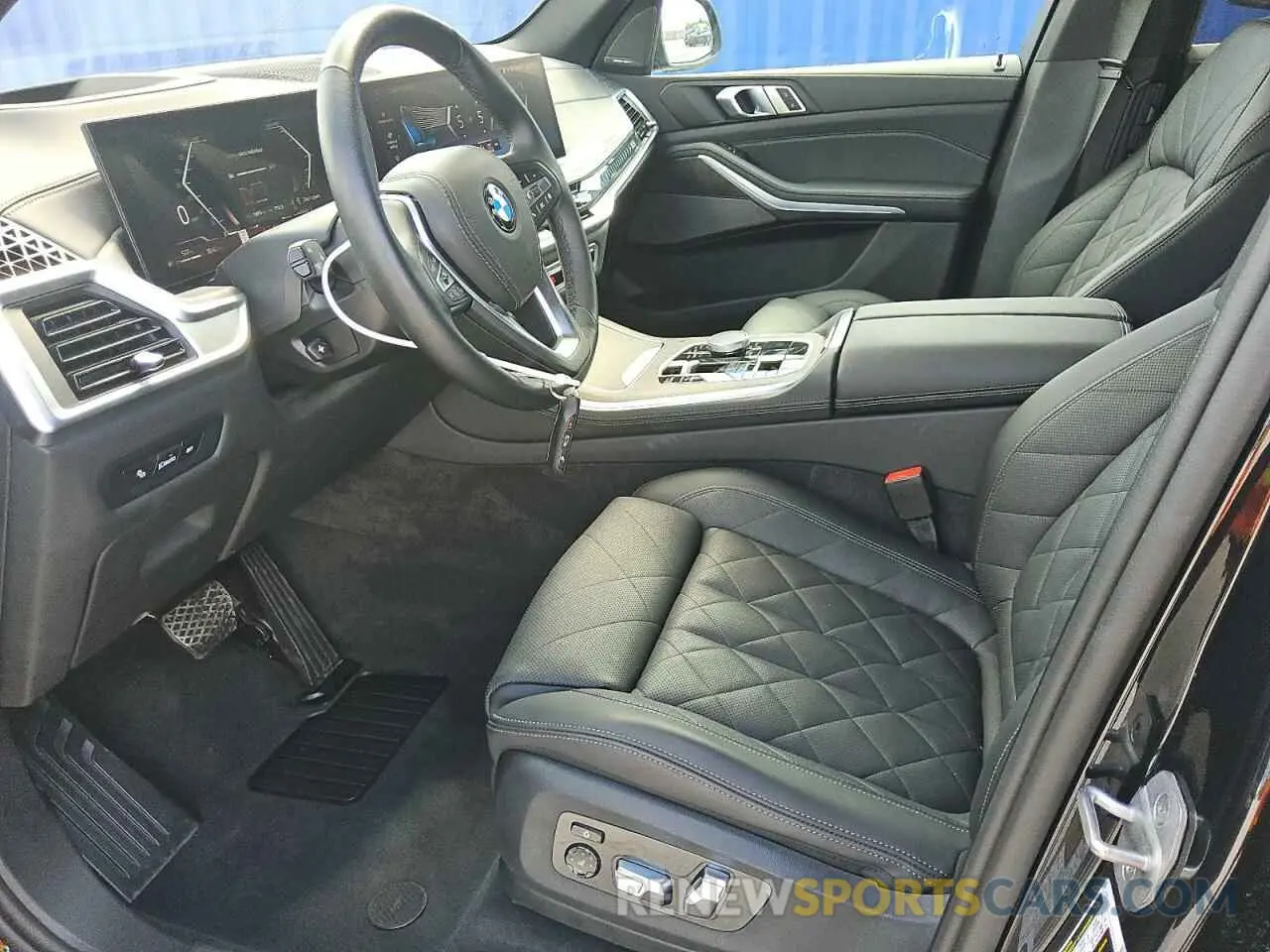 7 Фотография поврежденного автомобиля 5UX13EU05S9X27974 BMW X5 2025
