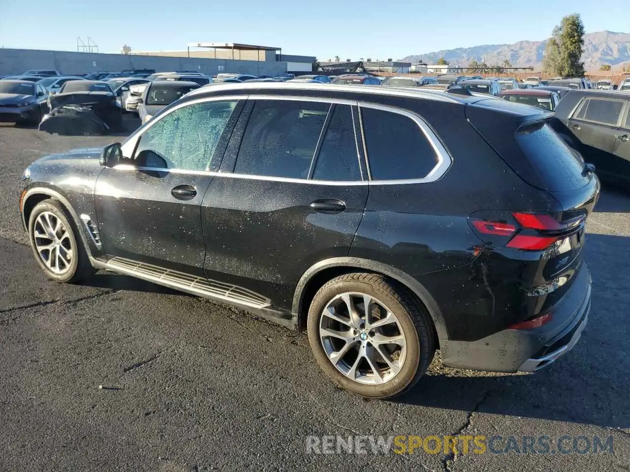 2 Photograph of a damaged car 5UX13EU06S9W29374 BMW X5 2025