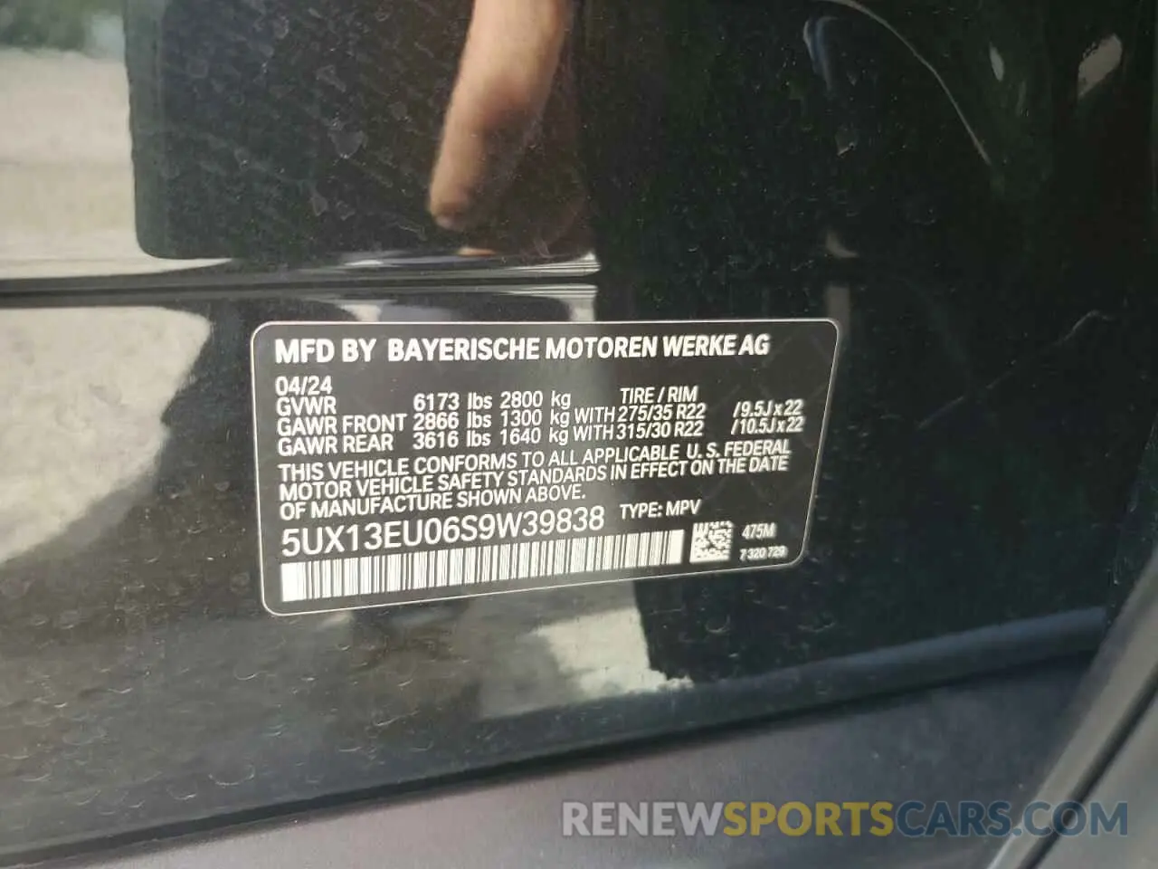13 Photograph of a damaged car 5UX13EU06S9W39838 BMW X5 2025