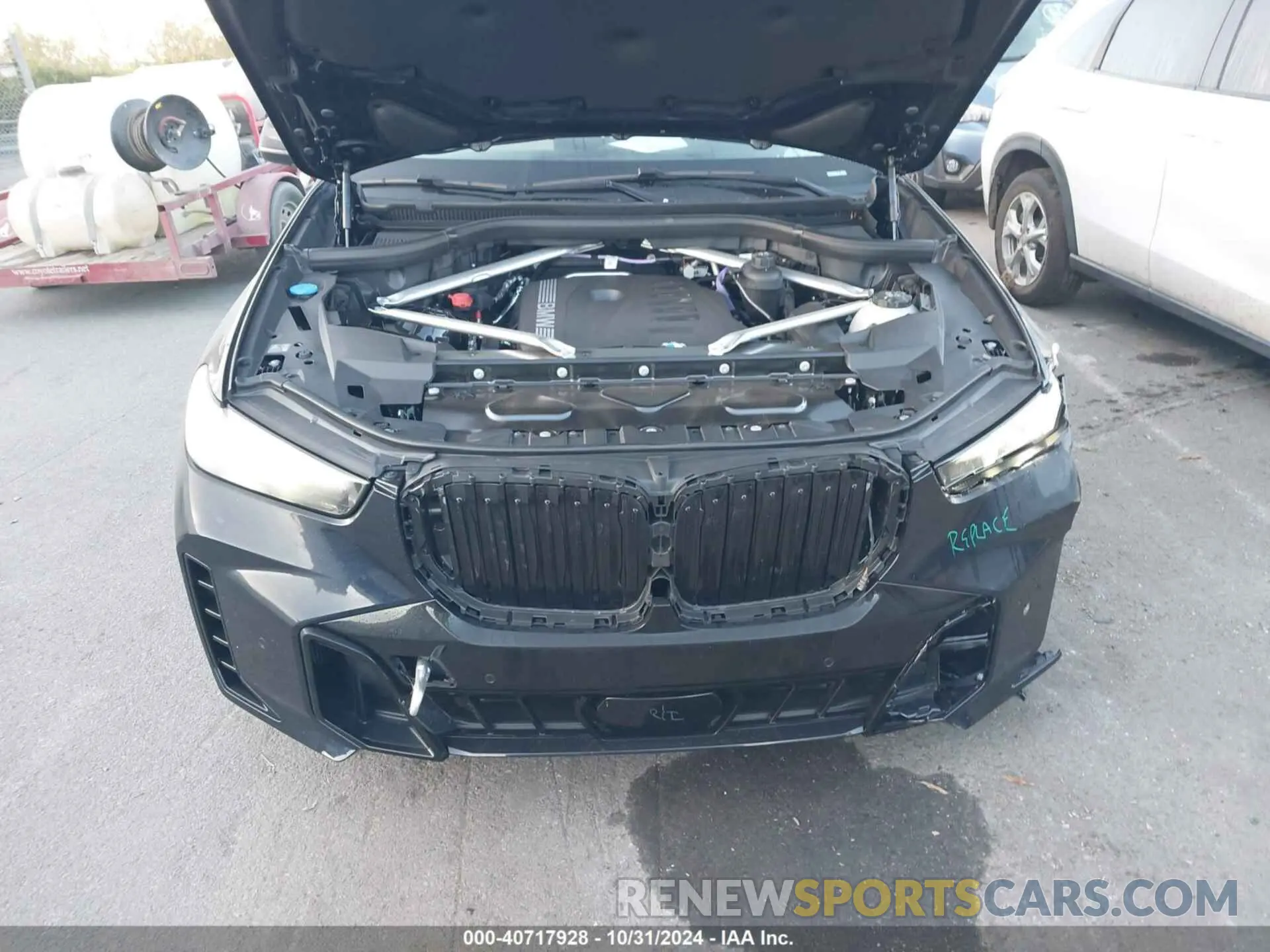 10 Фотография поврежденного автомобиля 5UX23EU00S9W85654 BMW X5 2025