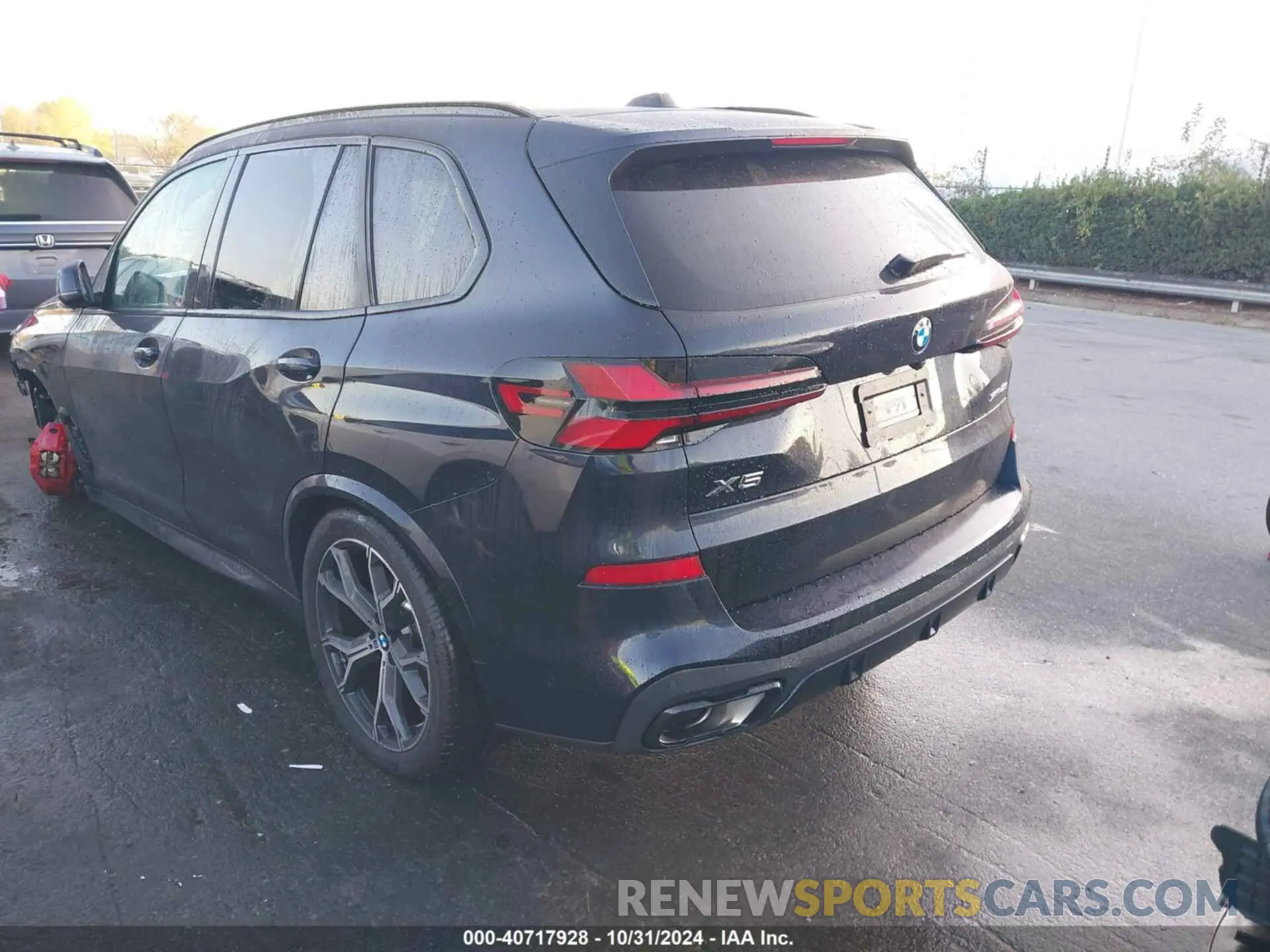 3 Фотография поврежденного автомобиля 5UX23EU00S9W85654 BMW X5 2025