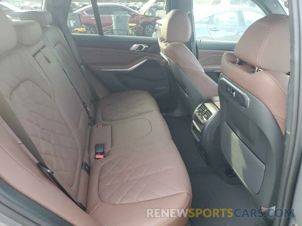 11 Фотография поврежденного автомобиля 5UX23EU01S9Z44555 BMW X5 2025