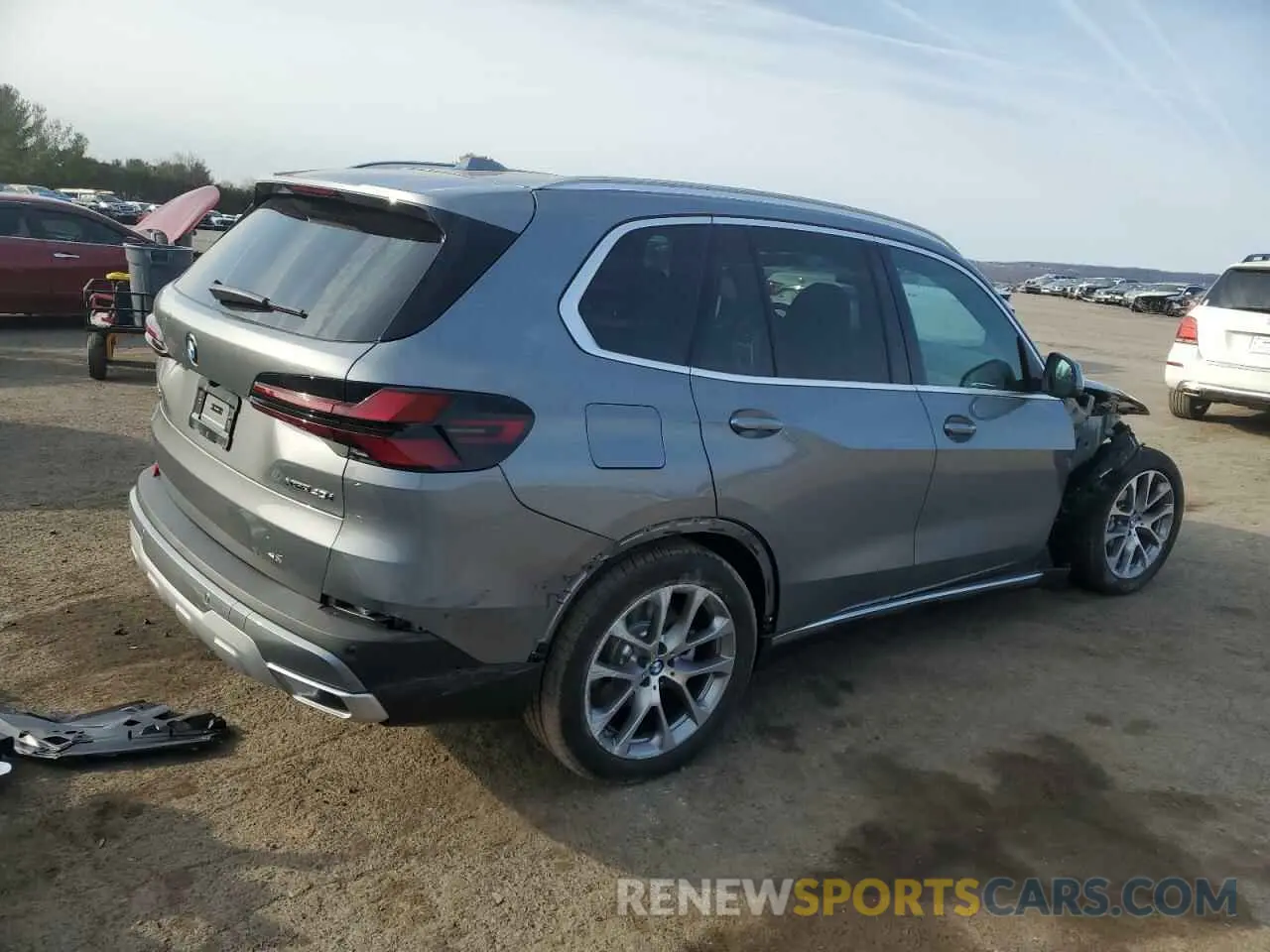 3 Фотография поврежденного автомобиля 5UX23EU01S9Z44555 BMW X5 2025