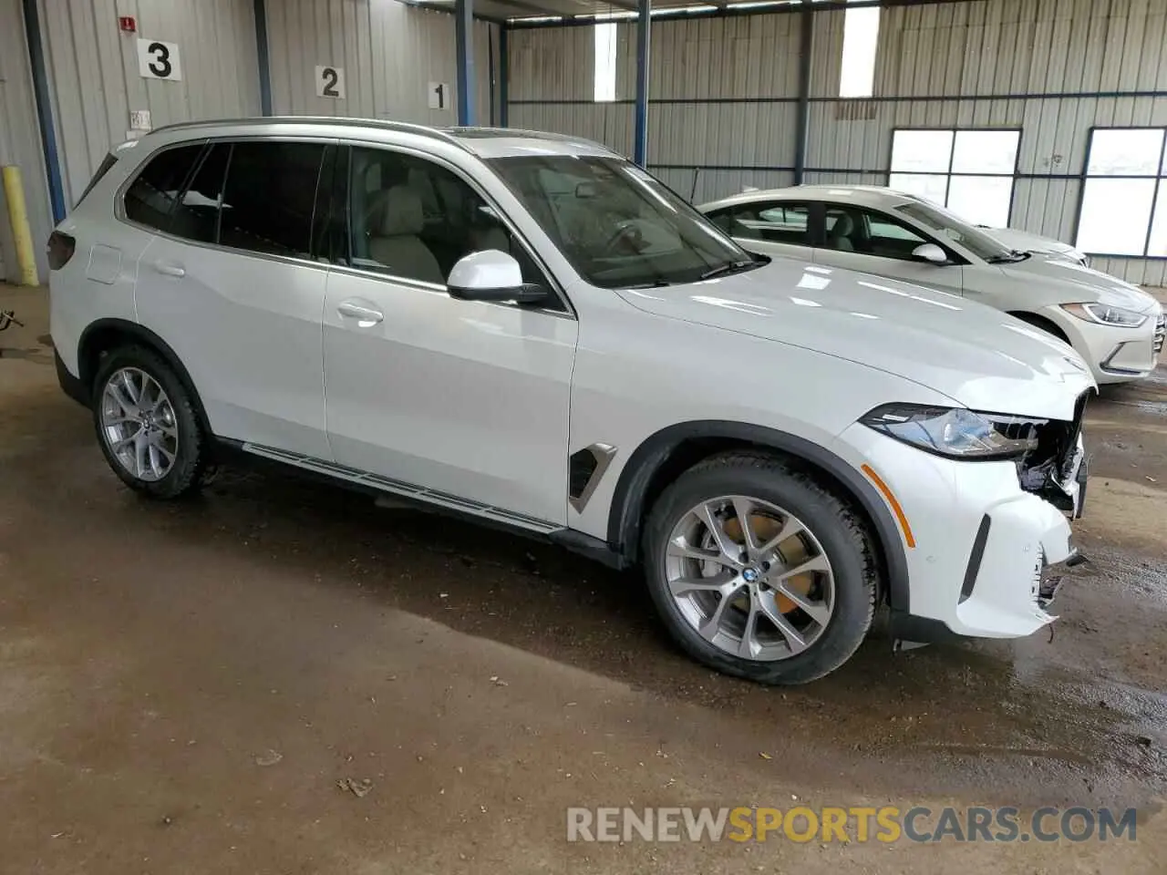 4 Photograph of a damaged car 5UX23EU03S9Z14103 BMW X5 2025