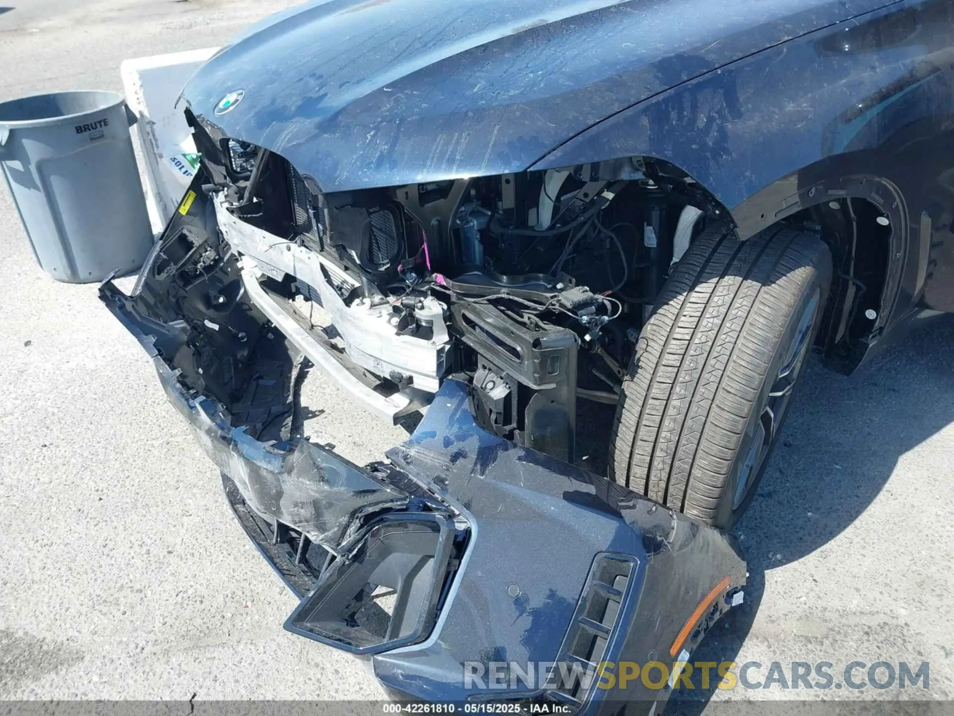 18 Photograph of a damaged car 5UX23EU04S9X08790 BMW X5 2025