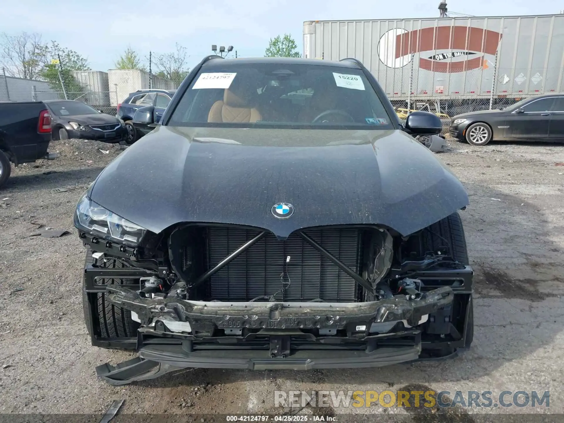 11 Фотография поврежденного автомобиля 5UX23EU04S9Y37497 BMW X5 2025