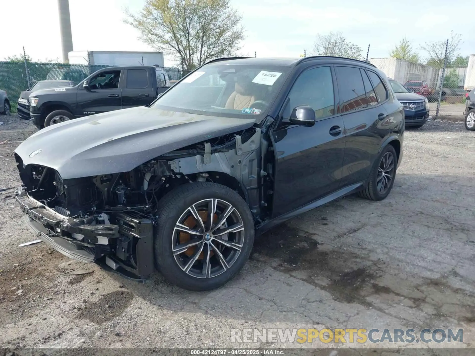2 Фотография поврежденного автомобиля 5UX23EU04S9Y37497 BMW X5 2025
