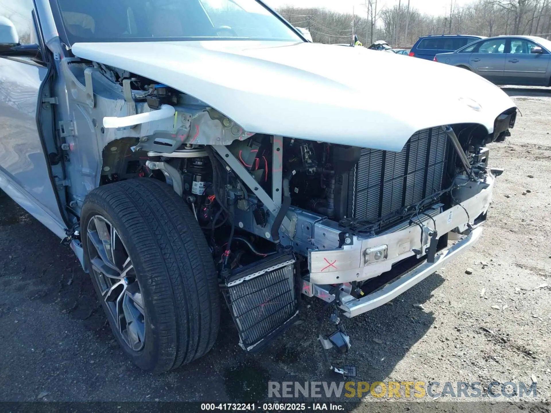 6 Фотография поврежденного автомобиля 5UX23EU05S9W51046 BMW X5 2025