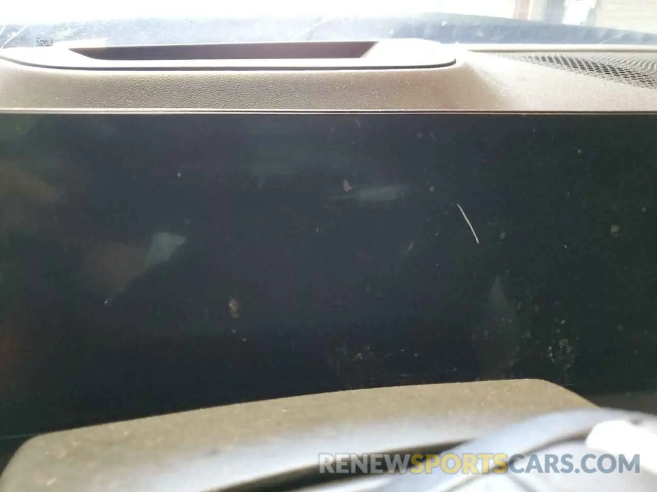 9 Photograph of a damaged car 5UX23EU06S9W31260 BMW X5 2025