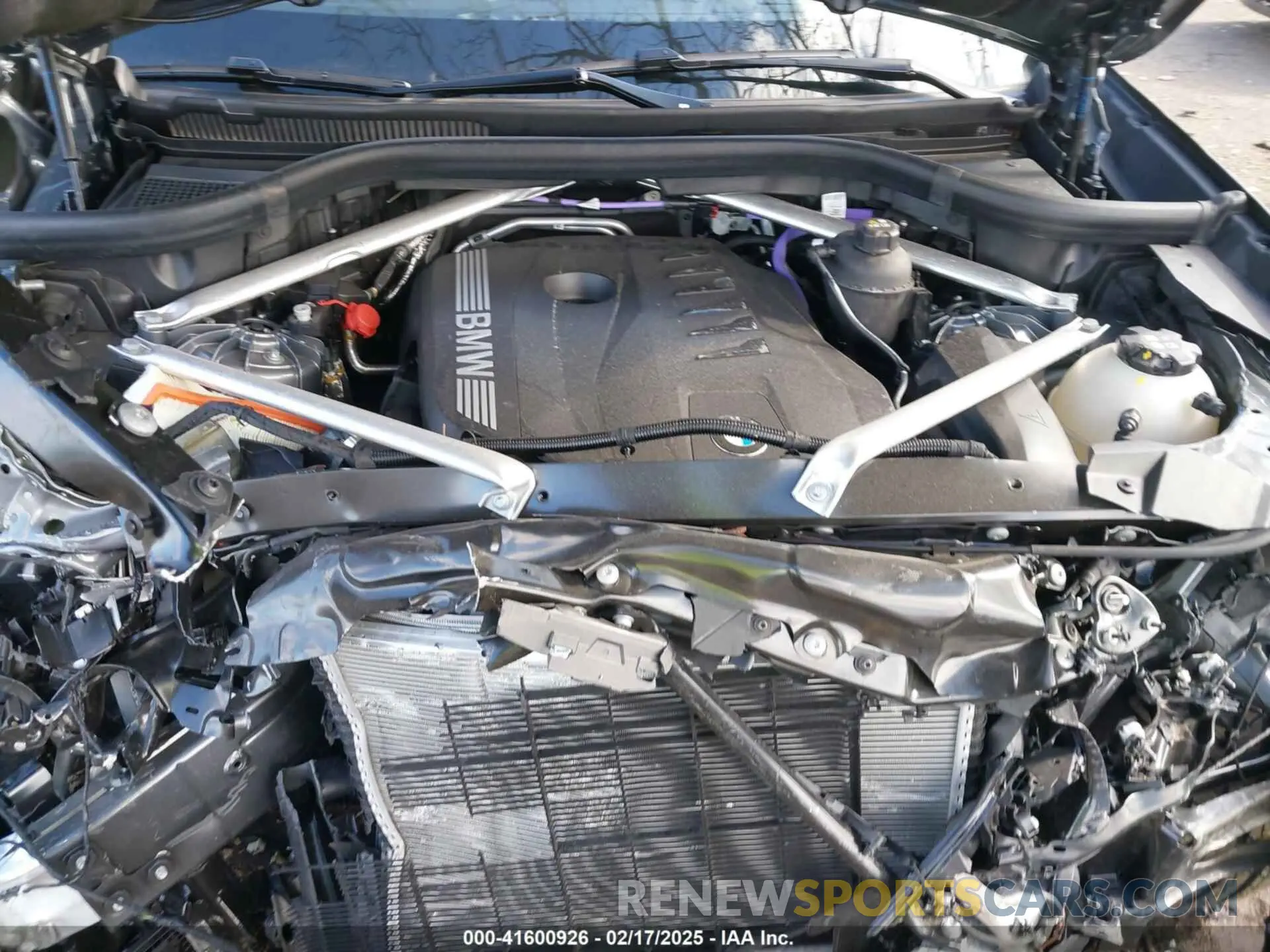 10 Photograph of a damaged car 5UX23EU09S9W38011 BMW X5 2025