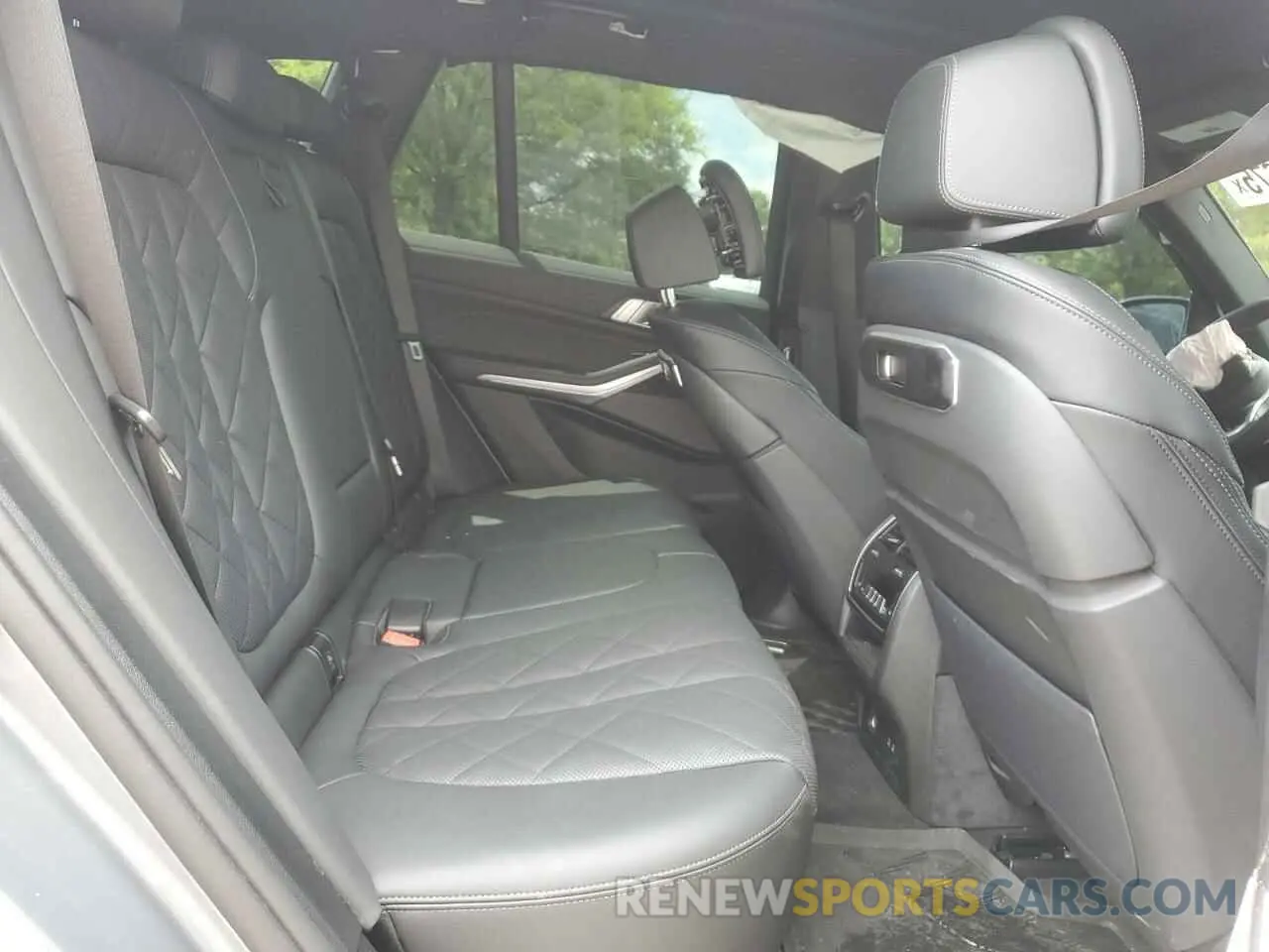 11 Photograph of a damaged car 5UX23EU09S9X86742 BMW X5 2025