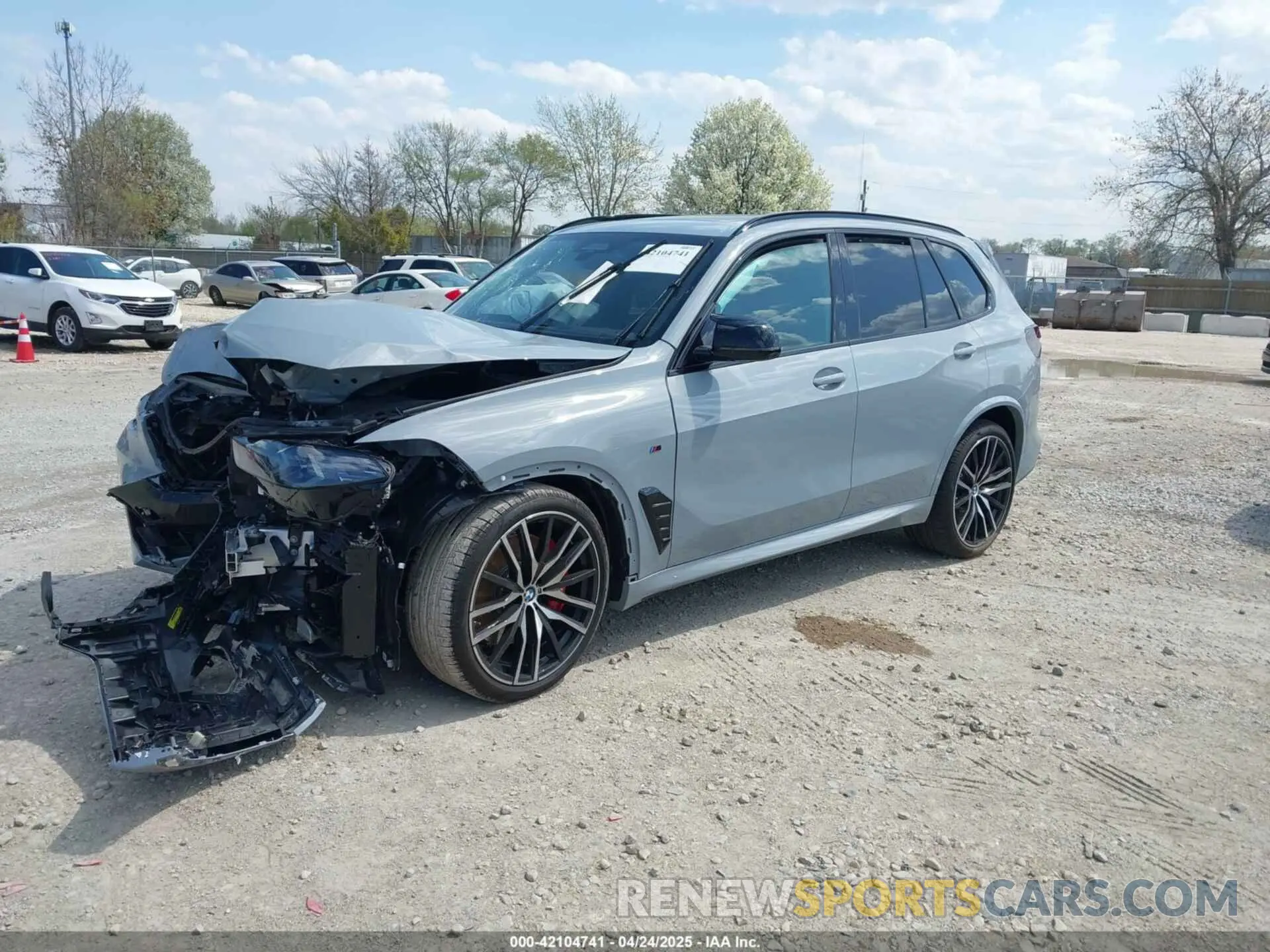 2 Photograph of a damaged car 5UX33EU01S9Z77785 BMW X5 2025