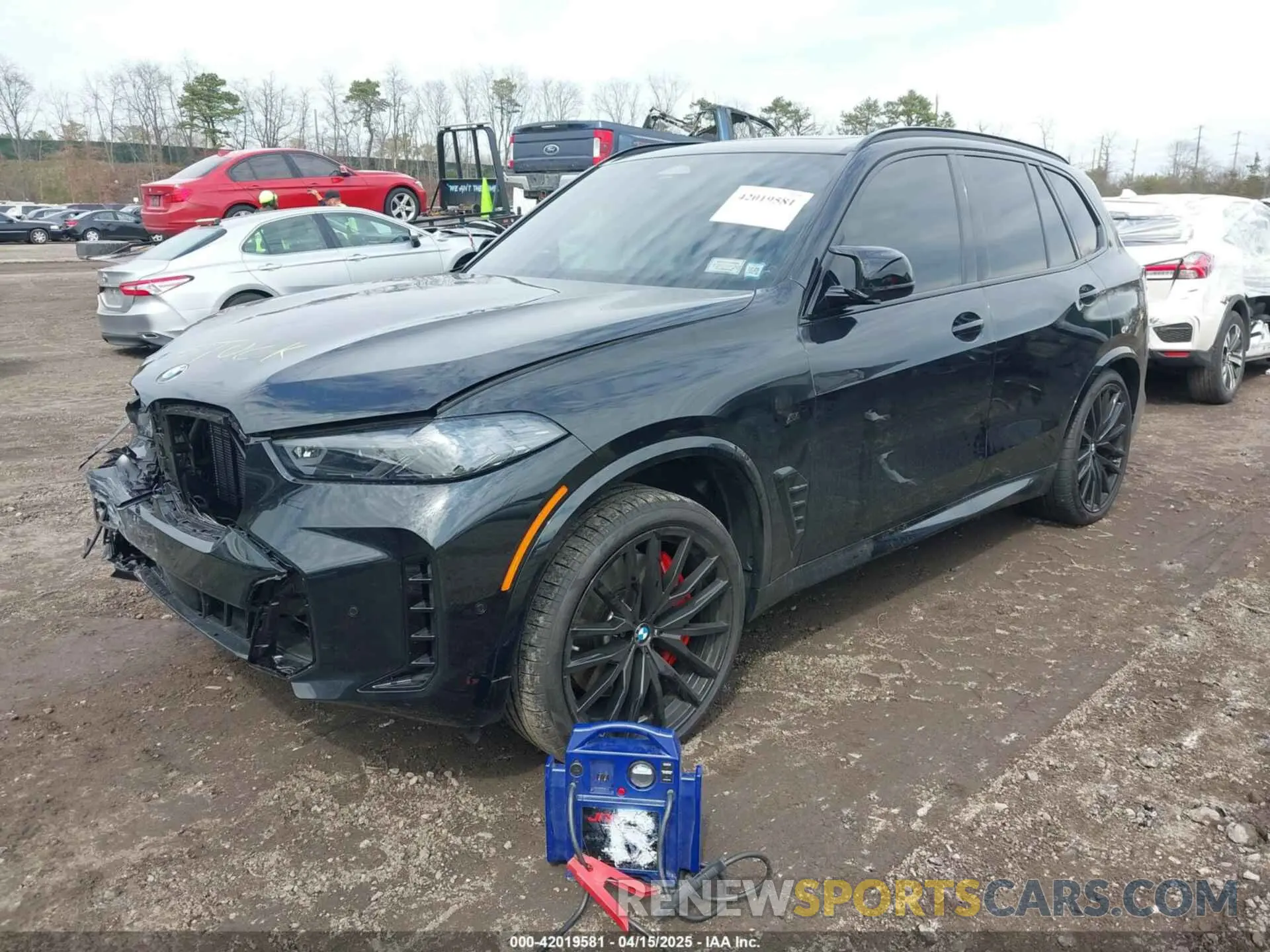 2 Фотография поврежденного автомобиля 5UX33EU08S9Z16126 BMW X5 2025