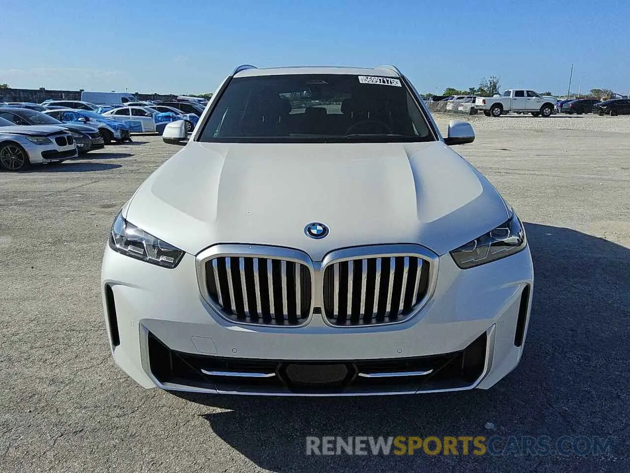 5 Photograph of a damaged car 5UX43EU01S9Y95673 BMW X5 2025