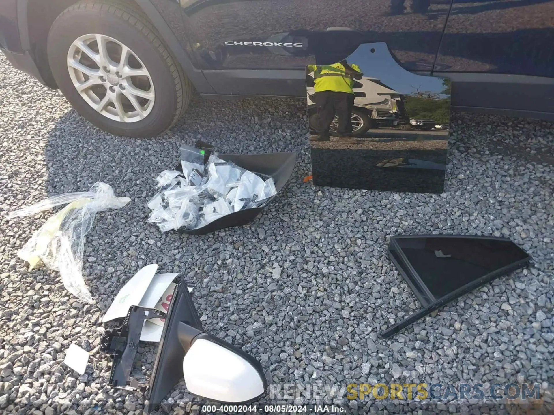 12 Photograph of a damaged car 5UX43EU02S9W51207 BMW X5 2025