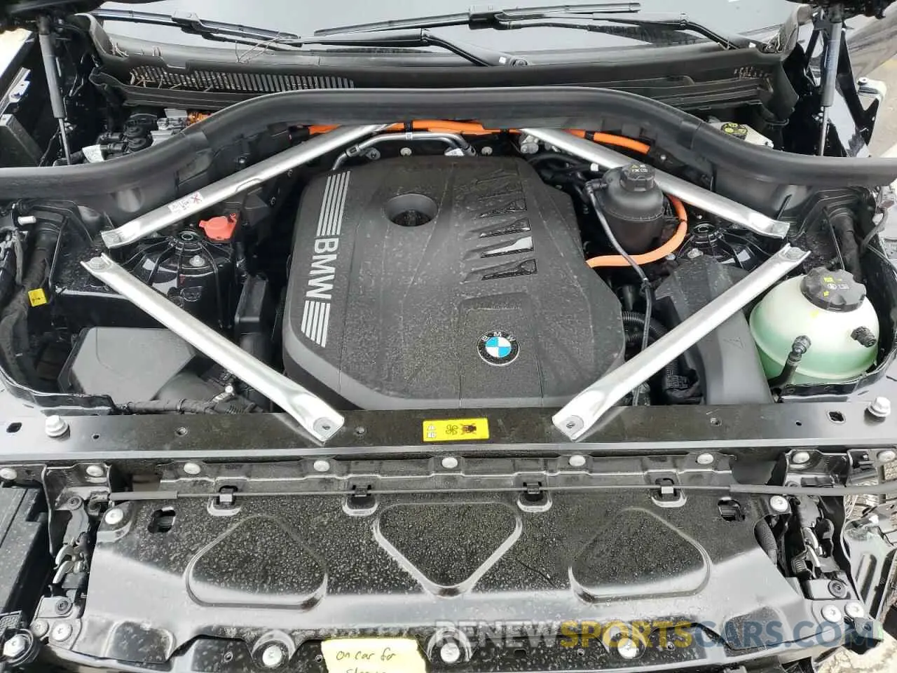 11 Photograph of a damaged car 5UX43EU03S9Z55582 BMW X5 2025