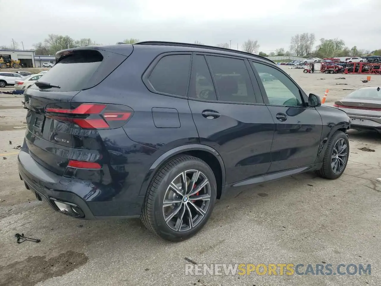 3 Photograph of a damaged car 5UX43EU03S9Z55582 BMW X5 2025