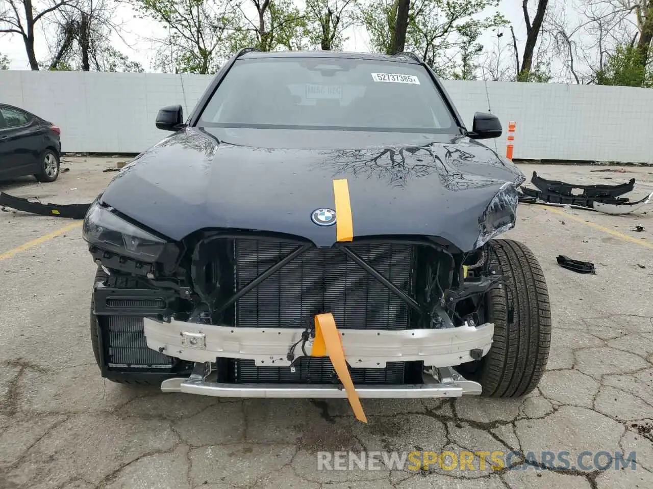 5 Photograph of a damaged car 5UX43EU03S9Z55582 BMW X5 2025