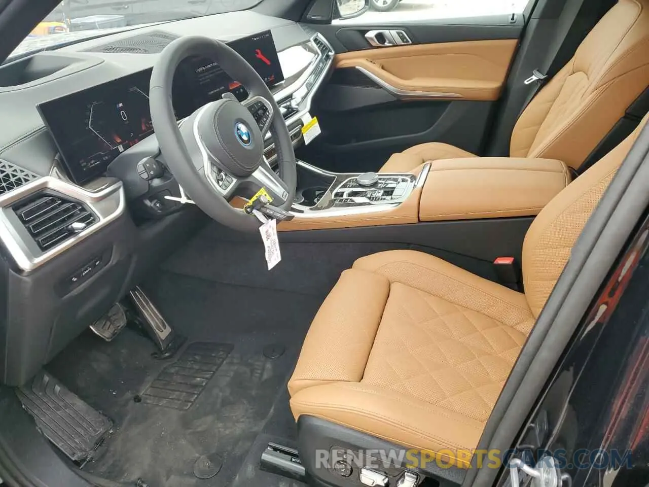7 Photograph of a damaged car 5UX43EU03S9Z55582 BMW X5 2025
