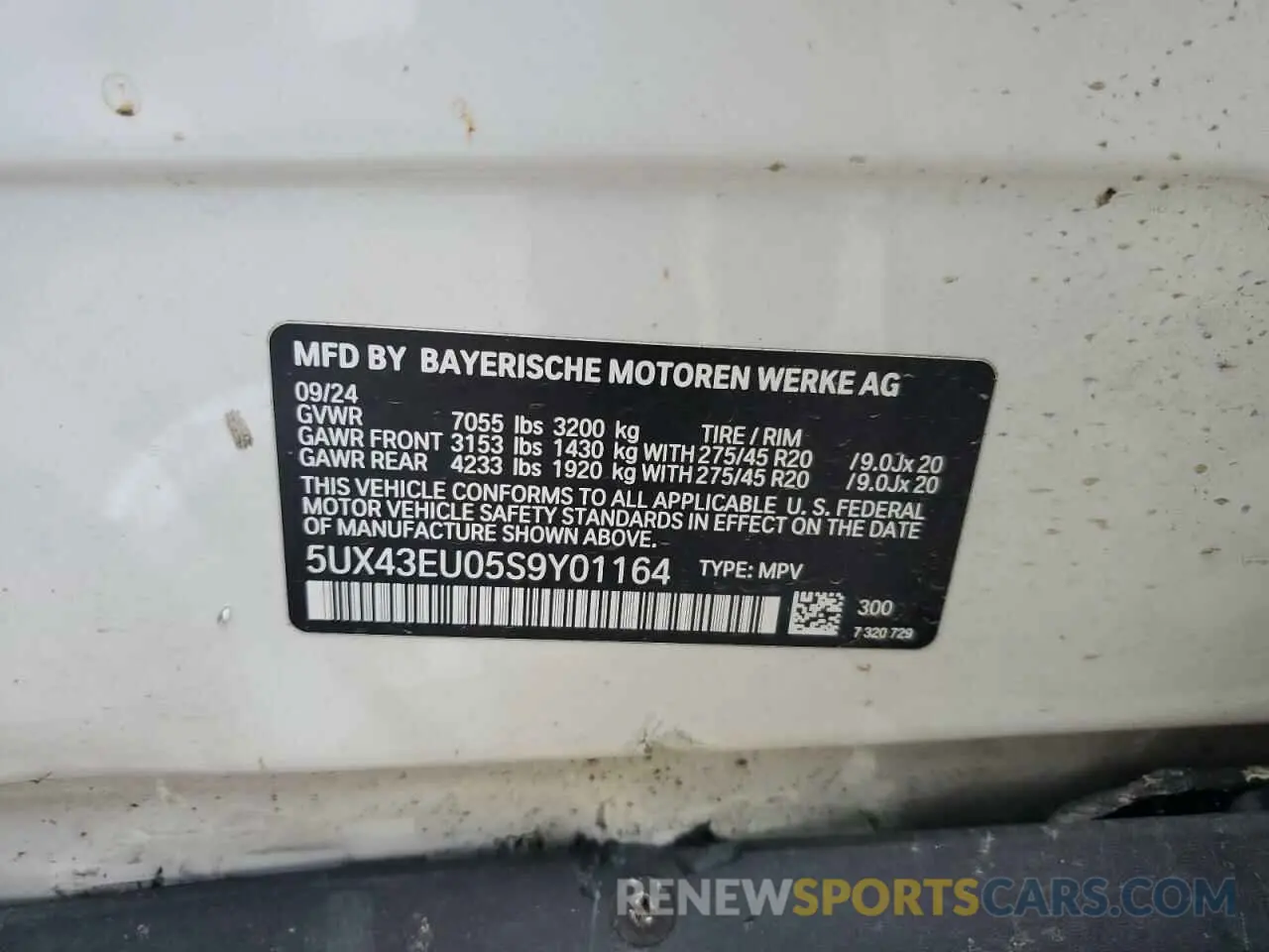 13 Photograph of a damaged car 5UX43EU05S9Y01164 BMW X5 2025