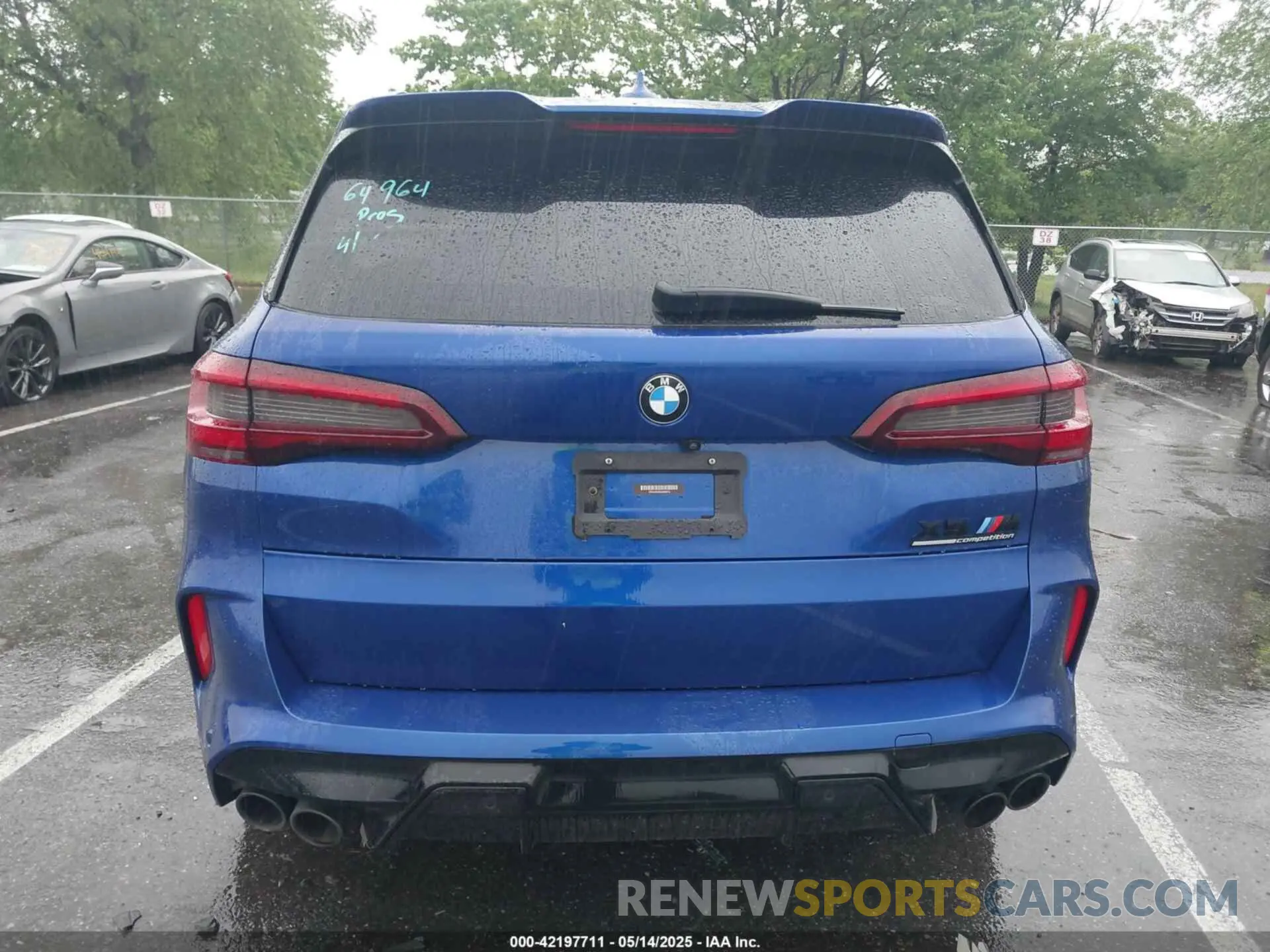 16 Фотография поврежденного автомобиля 5YMJU0C09L9C83612 BMW X5 M 2020