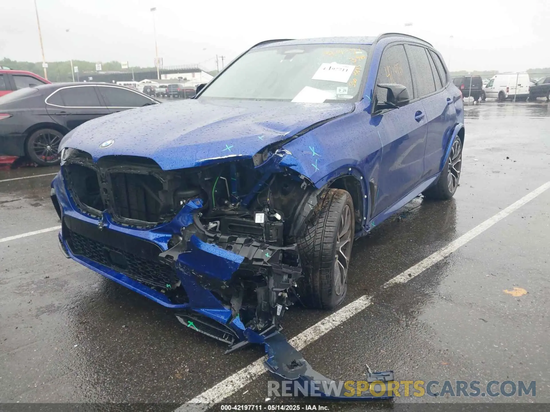 6 Фотография поврежденного автомобиля 5YMJU0C09L9C83612 BMW X5 M 2020