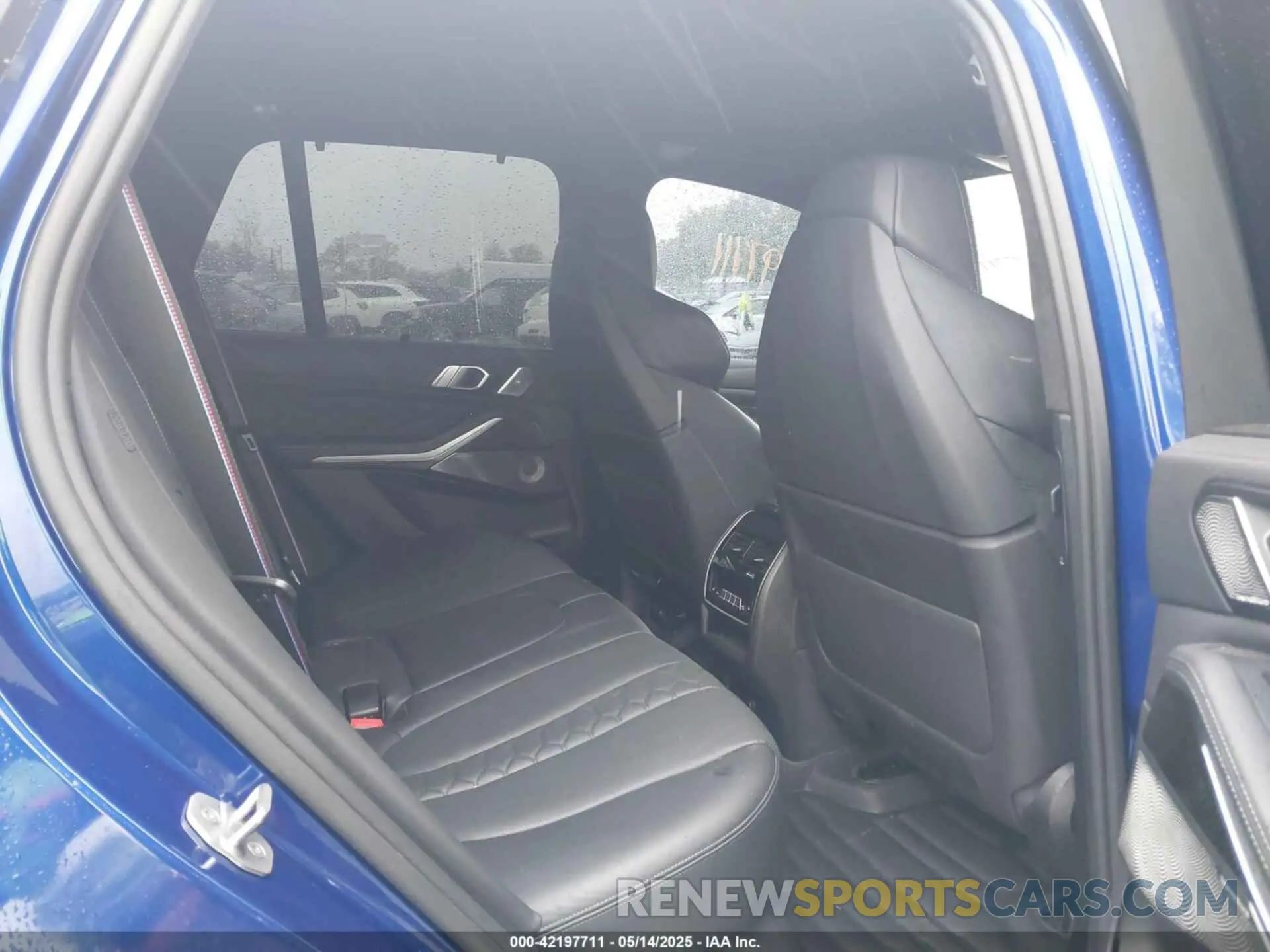 8 Фотография поврежденного автомобиля 5YMJU0C09L9C83612 BMW X5 M 2020