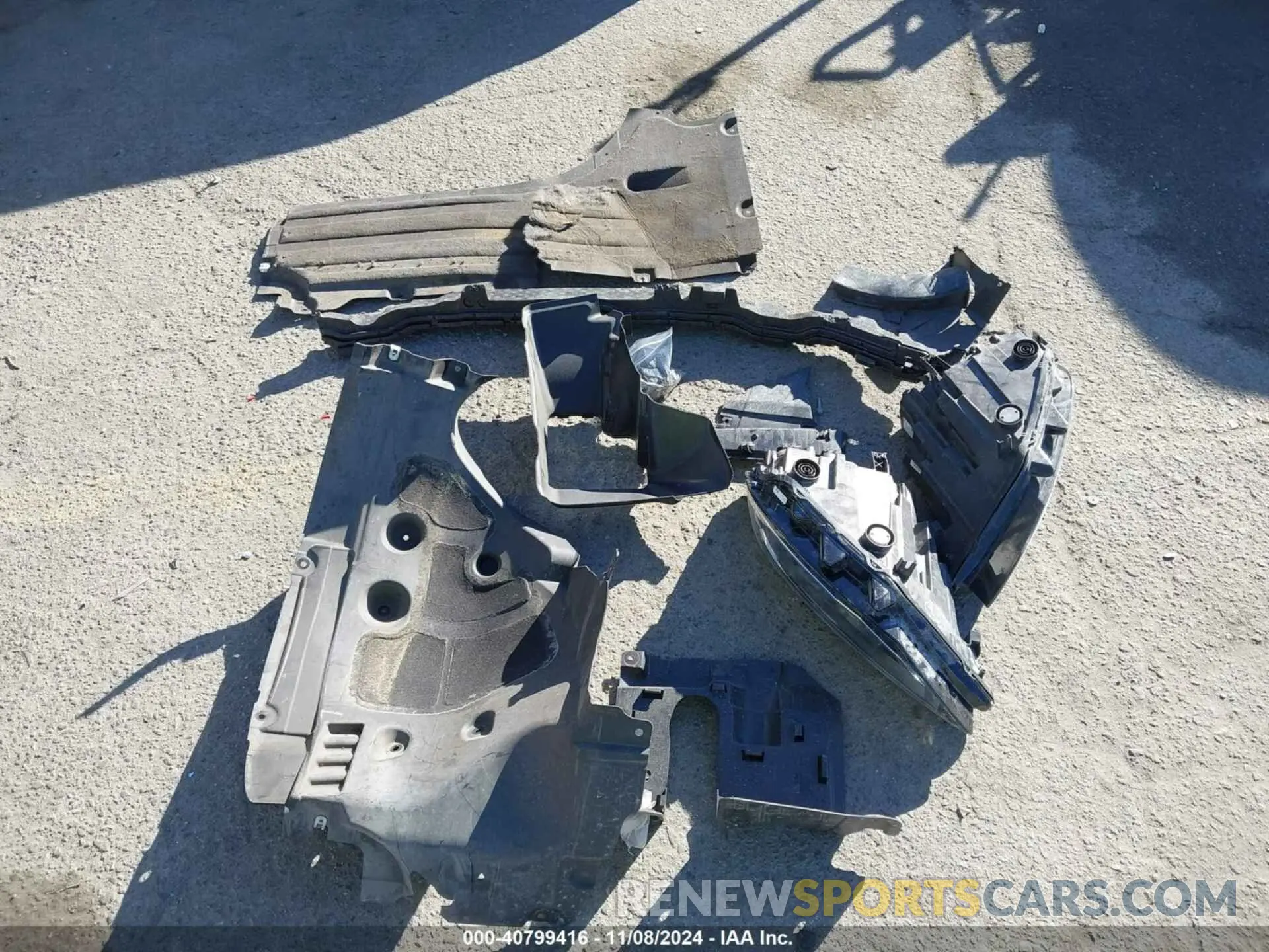 12 Фотография поврежденного автомобиля 5YM13ET08R9U02384 BMW X5 M 2024
