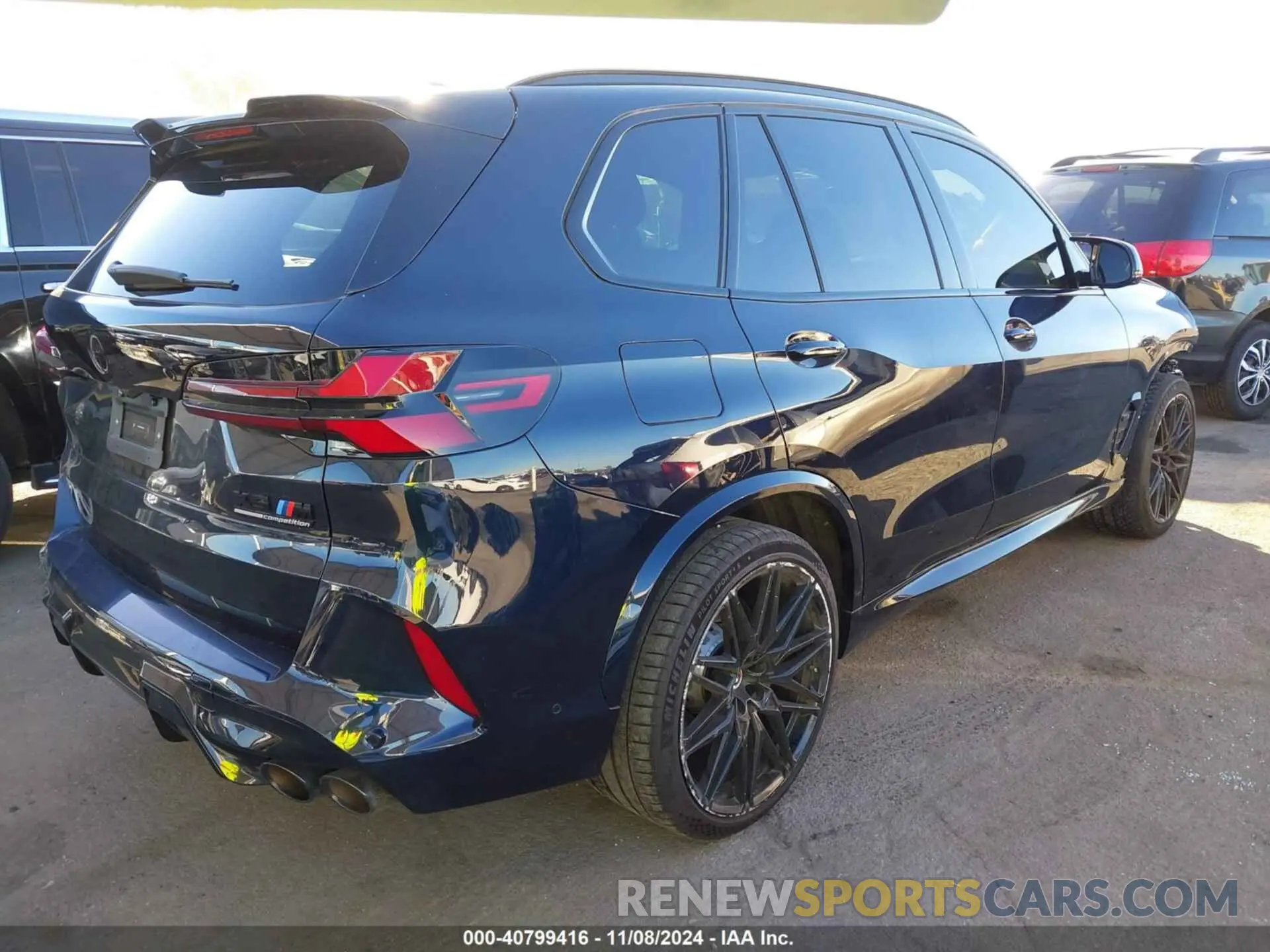 4 Фотография поврежденного автомобиля 5YM13ET08R9U02384 BMW X5 M 2024