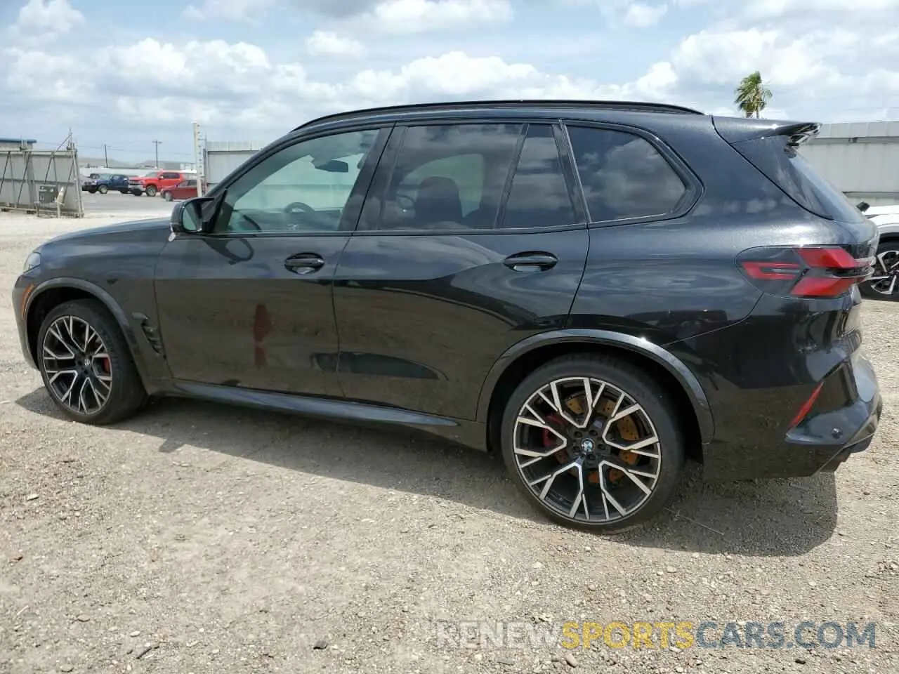 2 Фотография поврежденного автомобиля 5YM13ET02R9T87400 BMW X5 M COMPE 2024