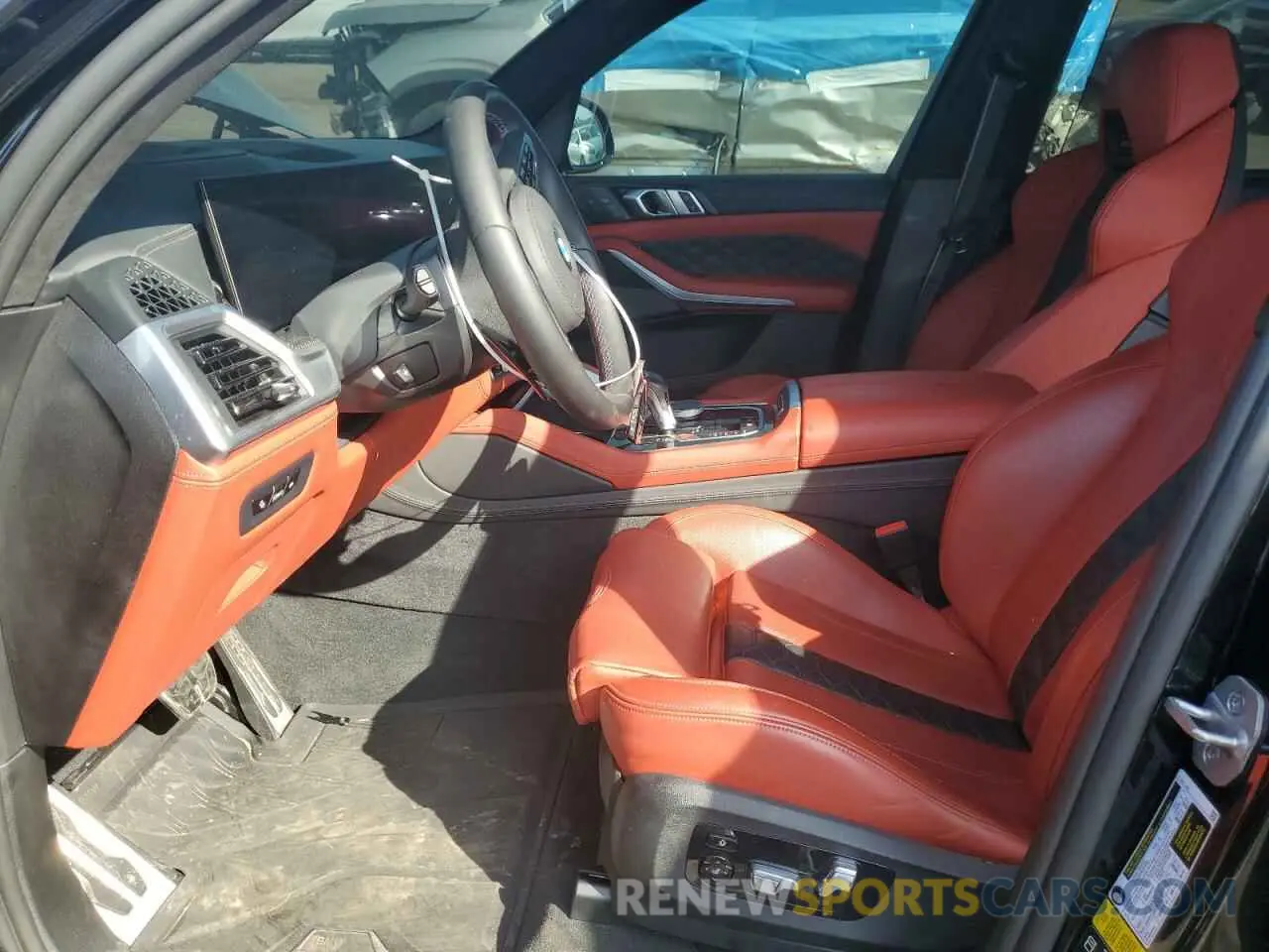 7 Фотография поврежденного автомобиля 5YM13ET0XR9S39172 BMW X5 M COMPE 2024