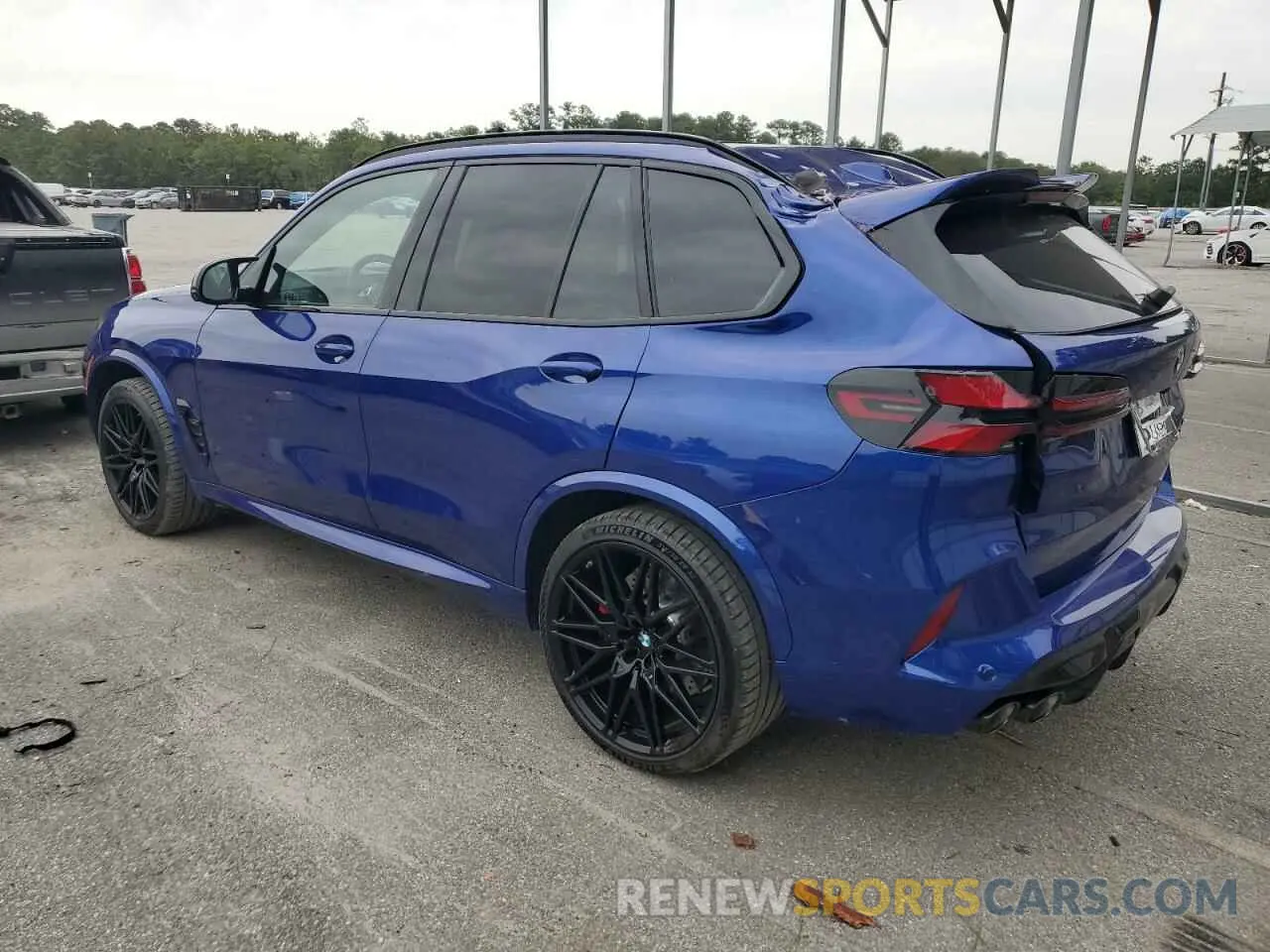 2 Фотография поврежденного автомобиля 5YM13ET09S9X53469 BMW X5 M COMPE 2025