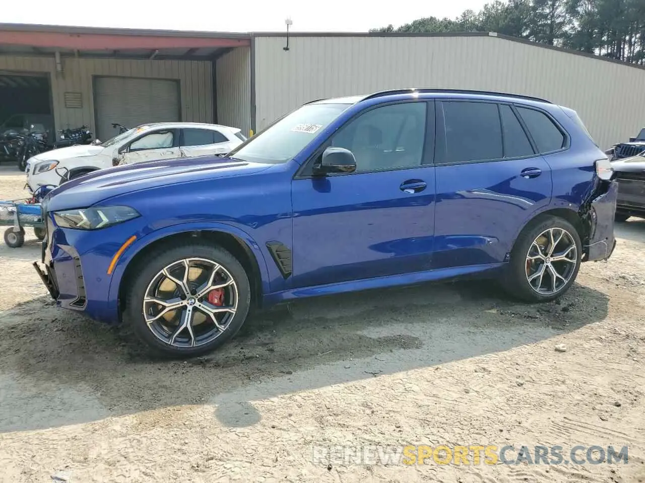 1 Photograph of a damaged car 5UX33EU0XT9026129 BMW X5 M60I 2026