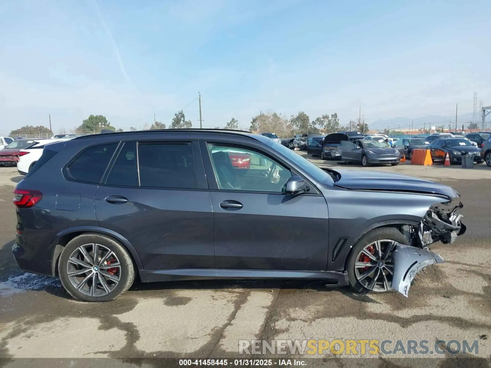 13 Photograph of a damaged car 5UXTA6C00M9D24349 BMW X5 PHEV 2021