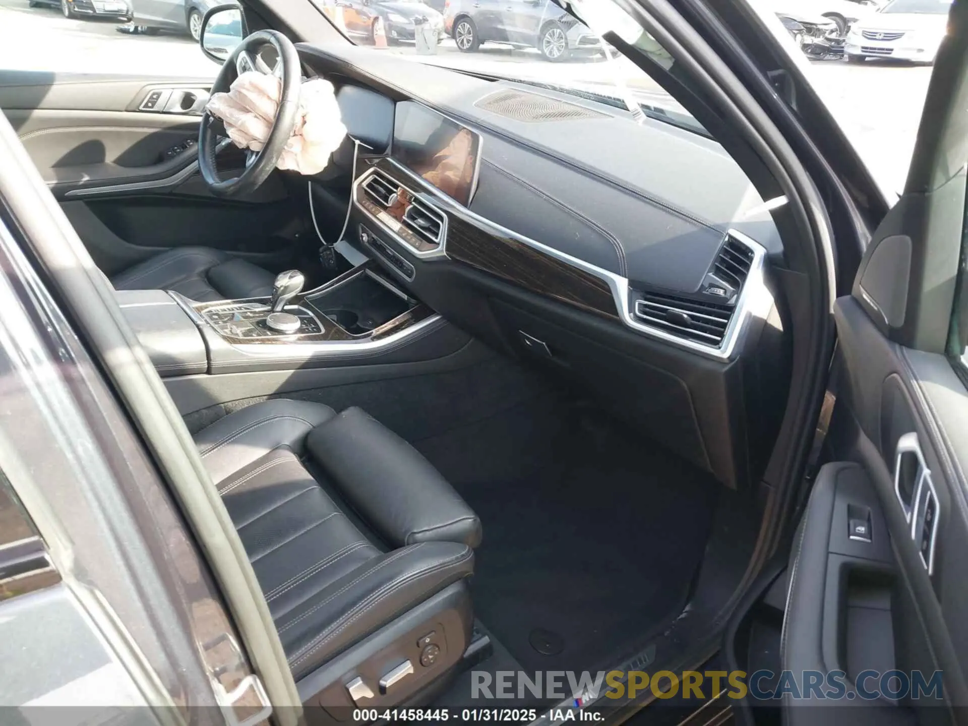 5 Photograph of a damaged car 5UXTA6C00M9D24349 BMW X5 PHEV 2021