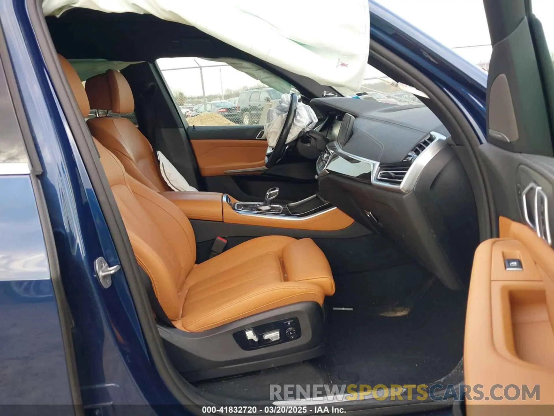 5 Photograph of a damaged car 5UXTA6C07M9F32034 BMW X5 PHEV 2021