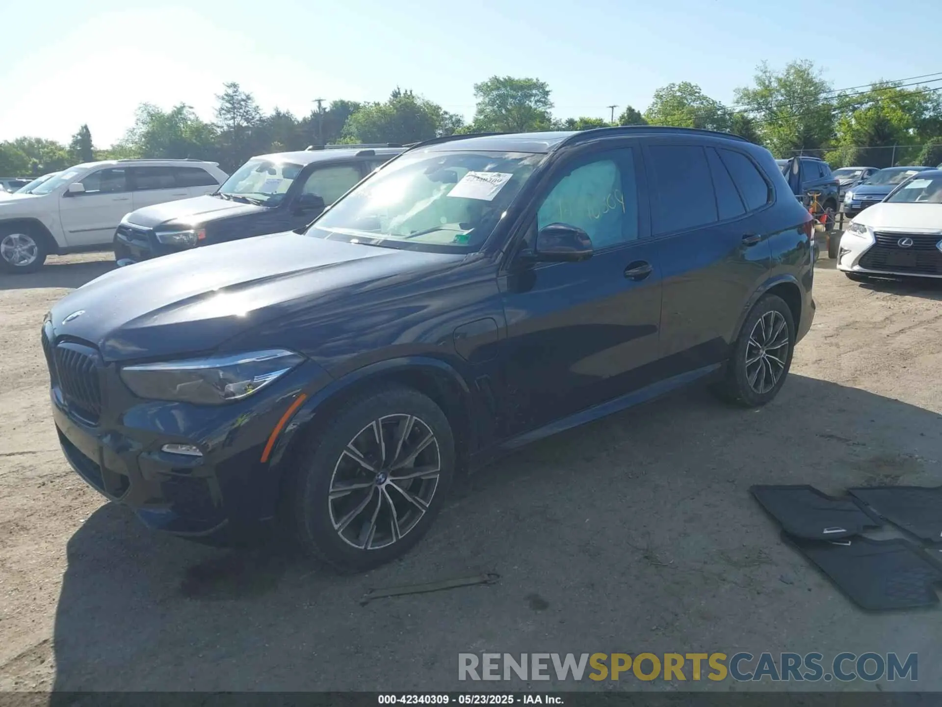 2 Фотография поврежденного автомобиля 5UXTA6C09M9F27367 BMW X5 PHEV 2021