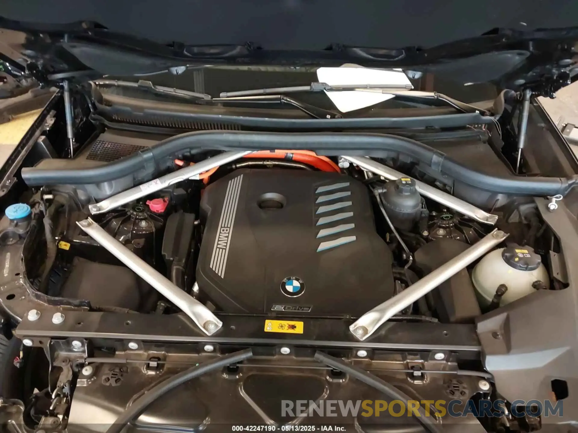 10 Фотография поврежденного автомобиля 5UXTA6C05N9L41274 BMW X5 PHEV 2022